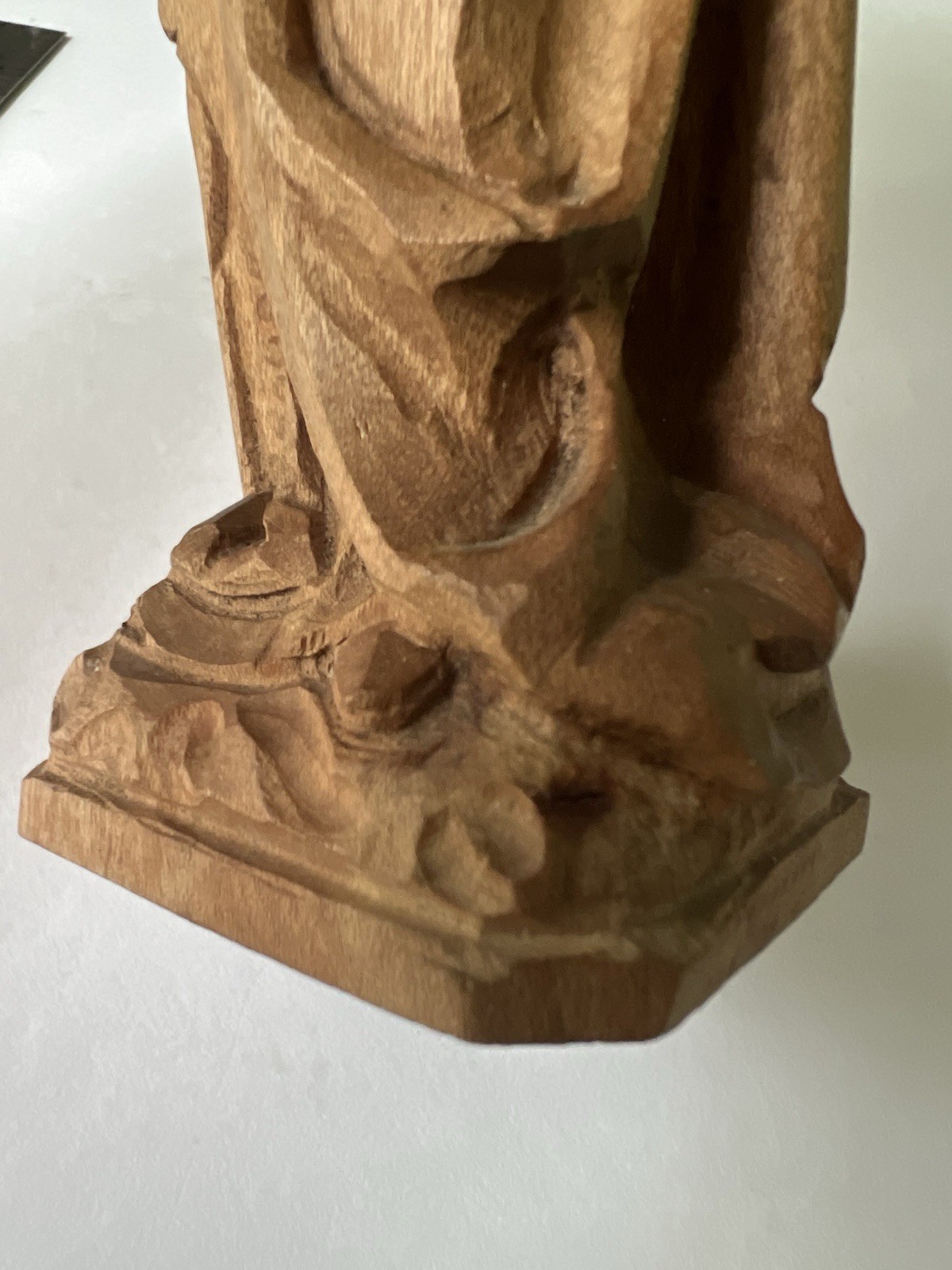 10″ Vtg Early ANRI Carved Wood Madonna Baby Jesus Child Figure Good Condition