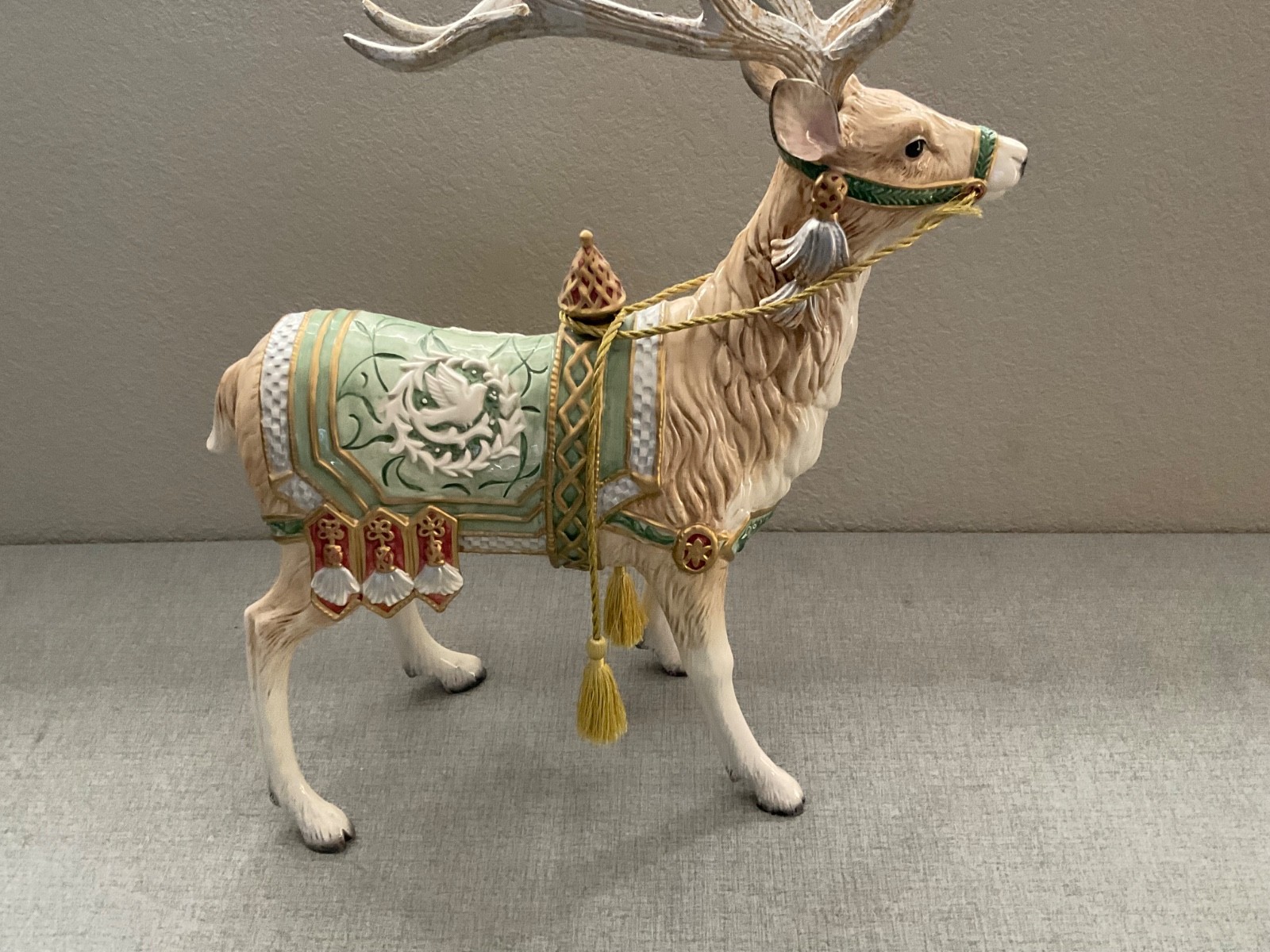 Reindeer LARGE Fitz & Floyd Classics Gregorian Collection Ceramic Figurine
