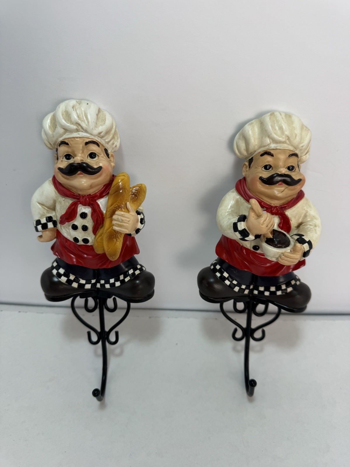 Interesting Chef Figurine 6″ F/Towel Hanger W/Hook. Good Kitchen Decoration