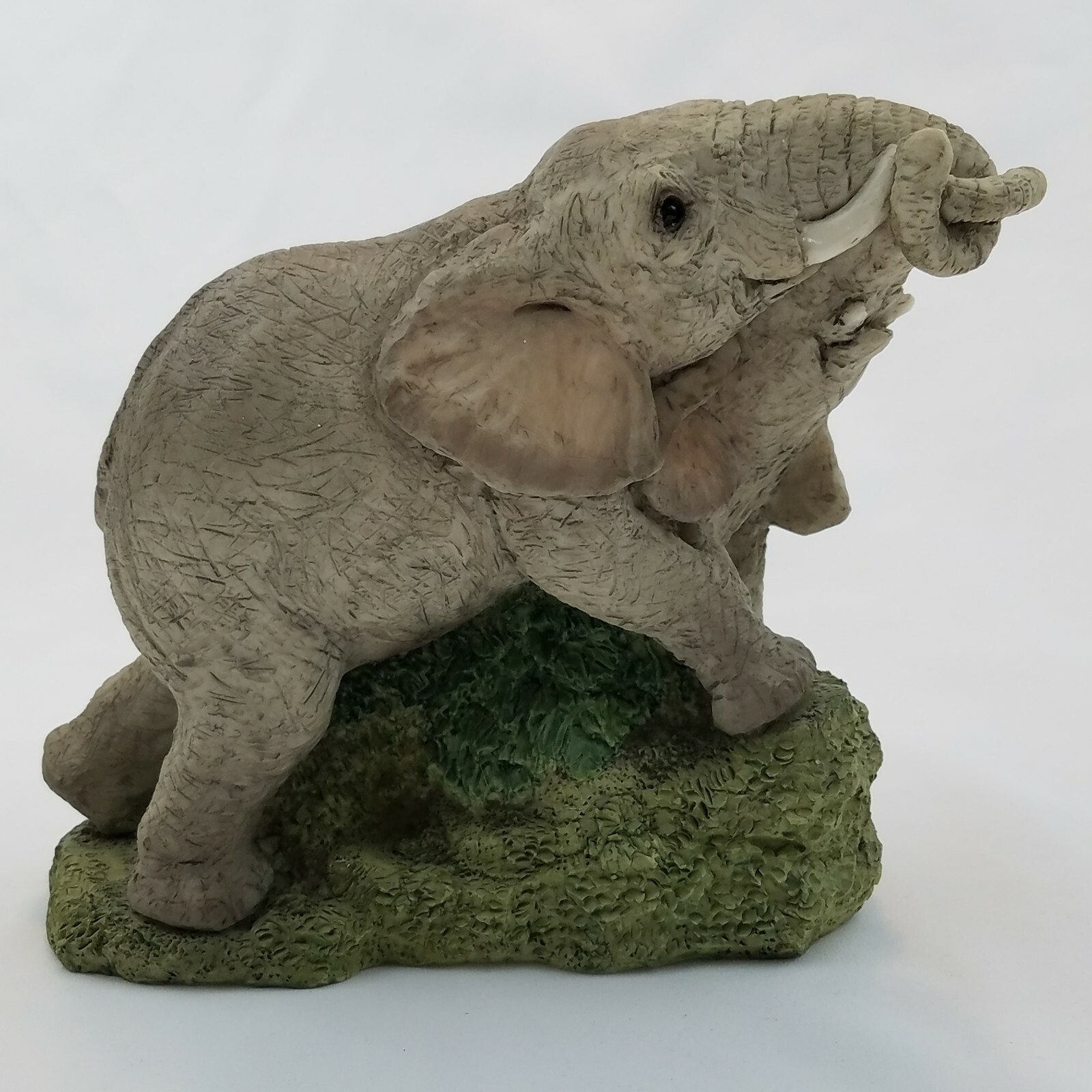RARE United Design Classic Critters Two Elephants CC-175 1991 Signed