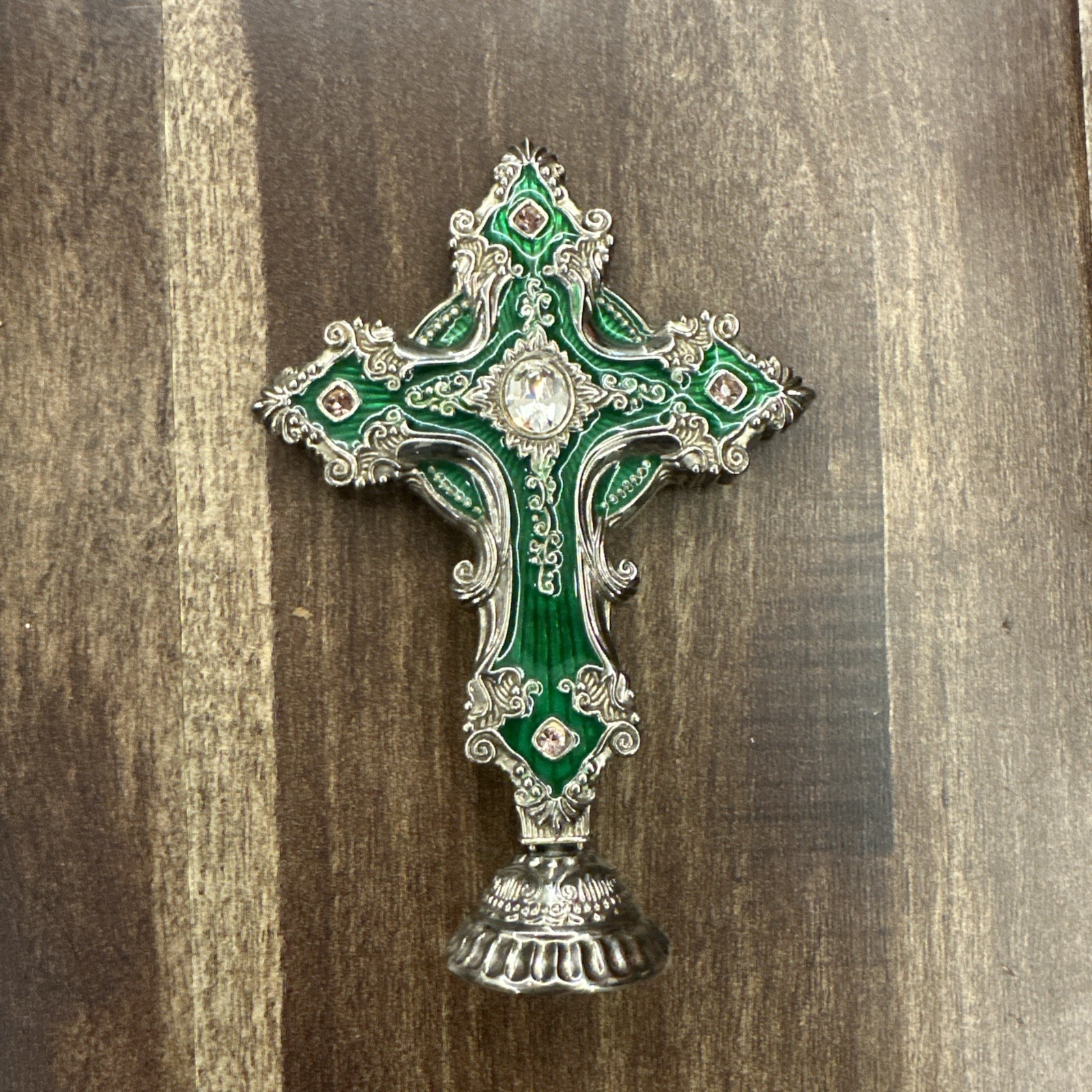 Towle Silversmiths Pedestal Silverplated Ornate Cross Green Enamel Rare Vintage