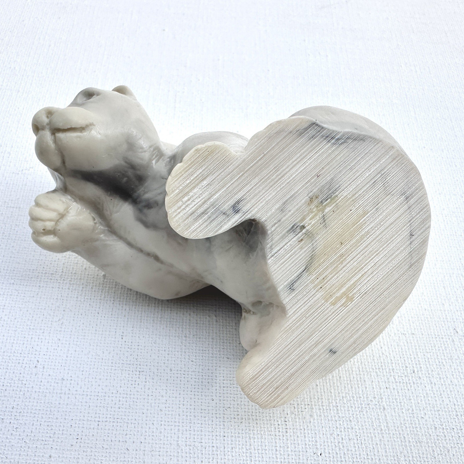 Faux Marble Resin Polar Bear, Off-White/ Gray Carved Marbled Stone Look EUC