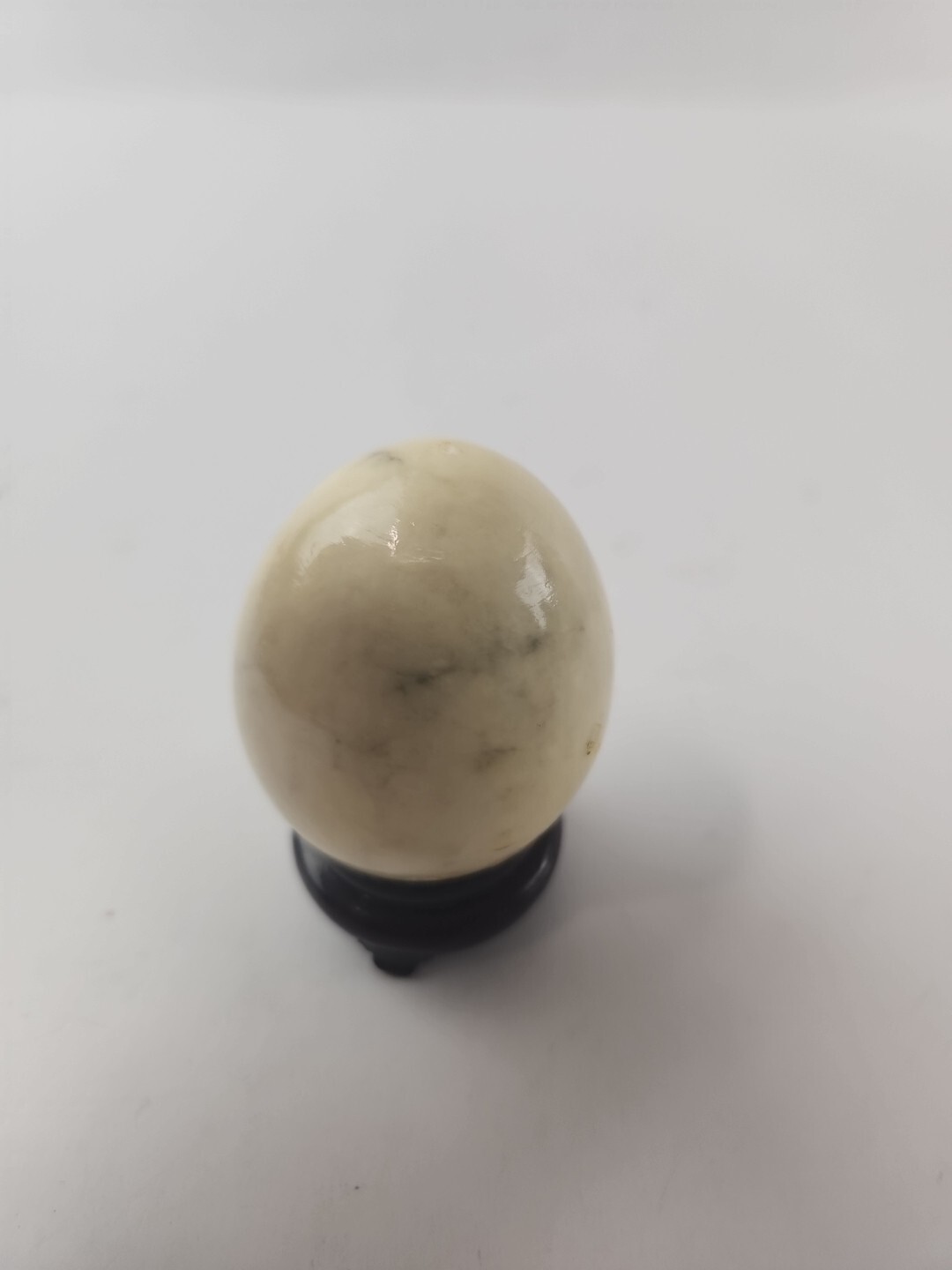 Genuine Alabaster Yell Porcelain Egg 2.5″ Tall Hand Carved, Stand Not Included.
