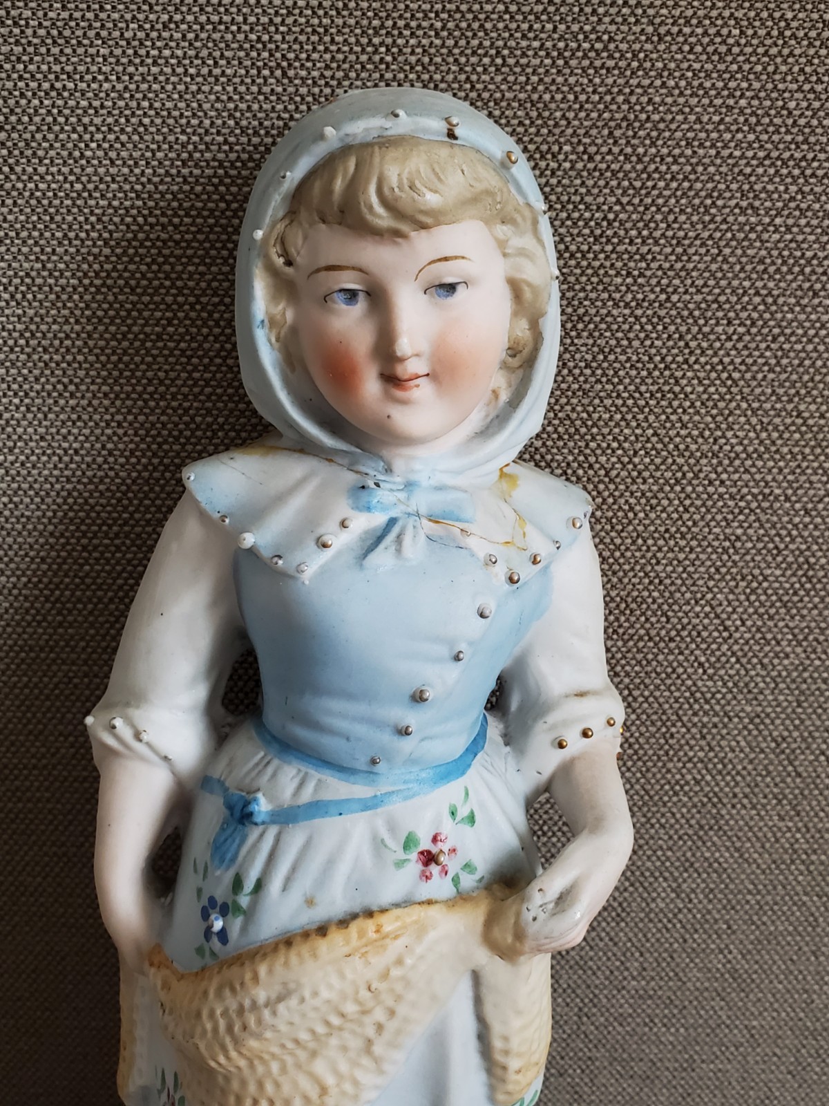 Antique German Bisque Porcelain 10″ Figurines Colonial Man & Woman Gold Trim