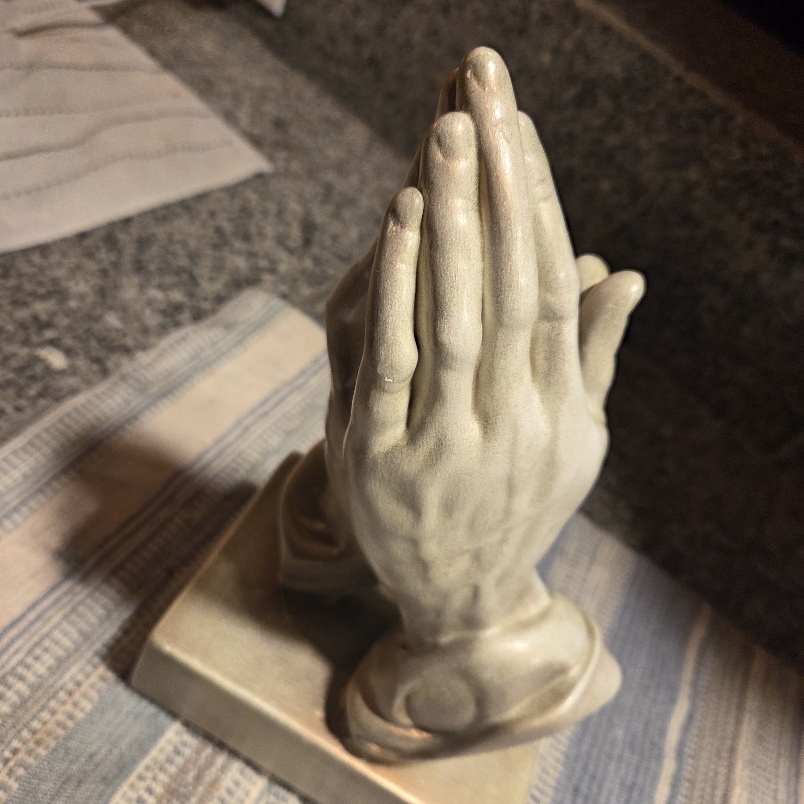 Vintage 1968 Atlantic Mold Praying Hands Ceramic Figurine – Hand Painted
