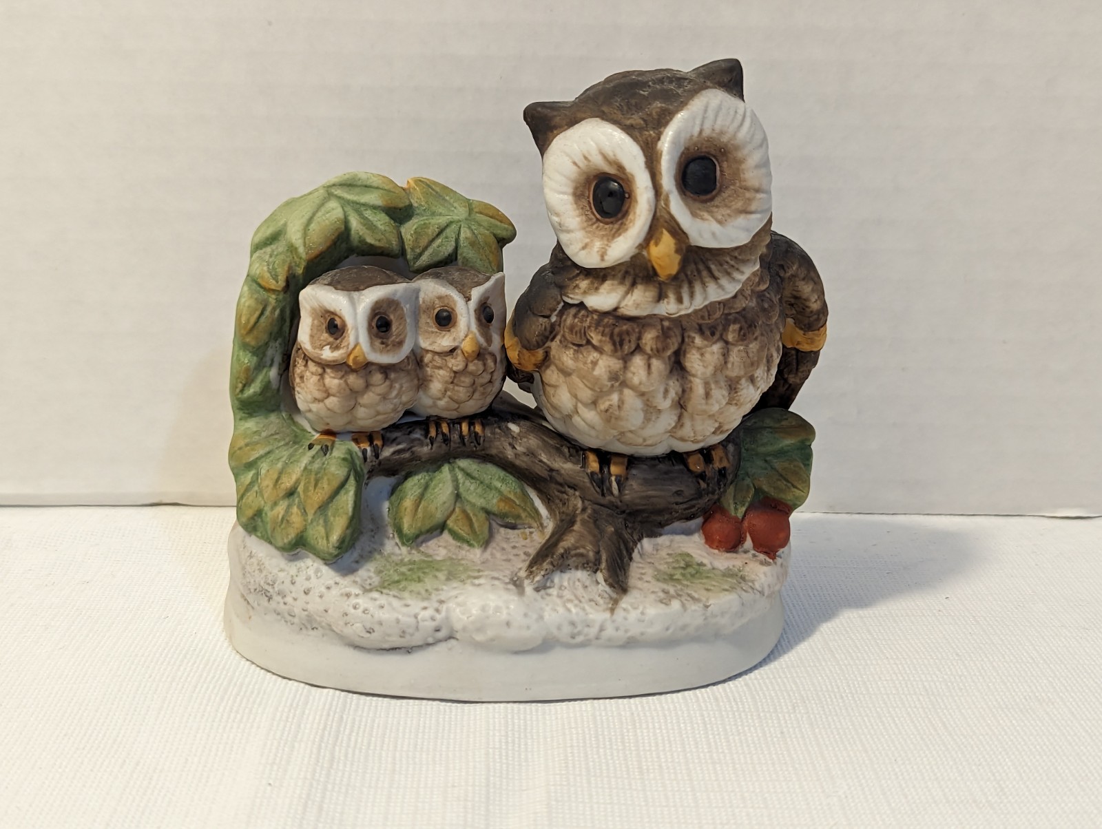 Vtg Homco Owl Family, Mother & 2 Babies On A Branch Bisque Porcelain Figurine.