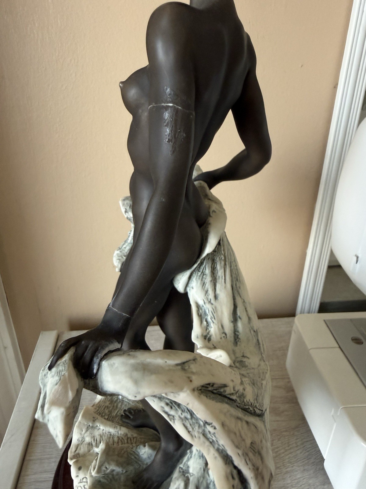 Giuseppe Armani Ebony Venere Nera Black Venus 16” Statue Figure Made Italy 1995