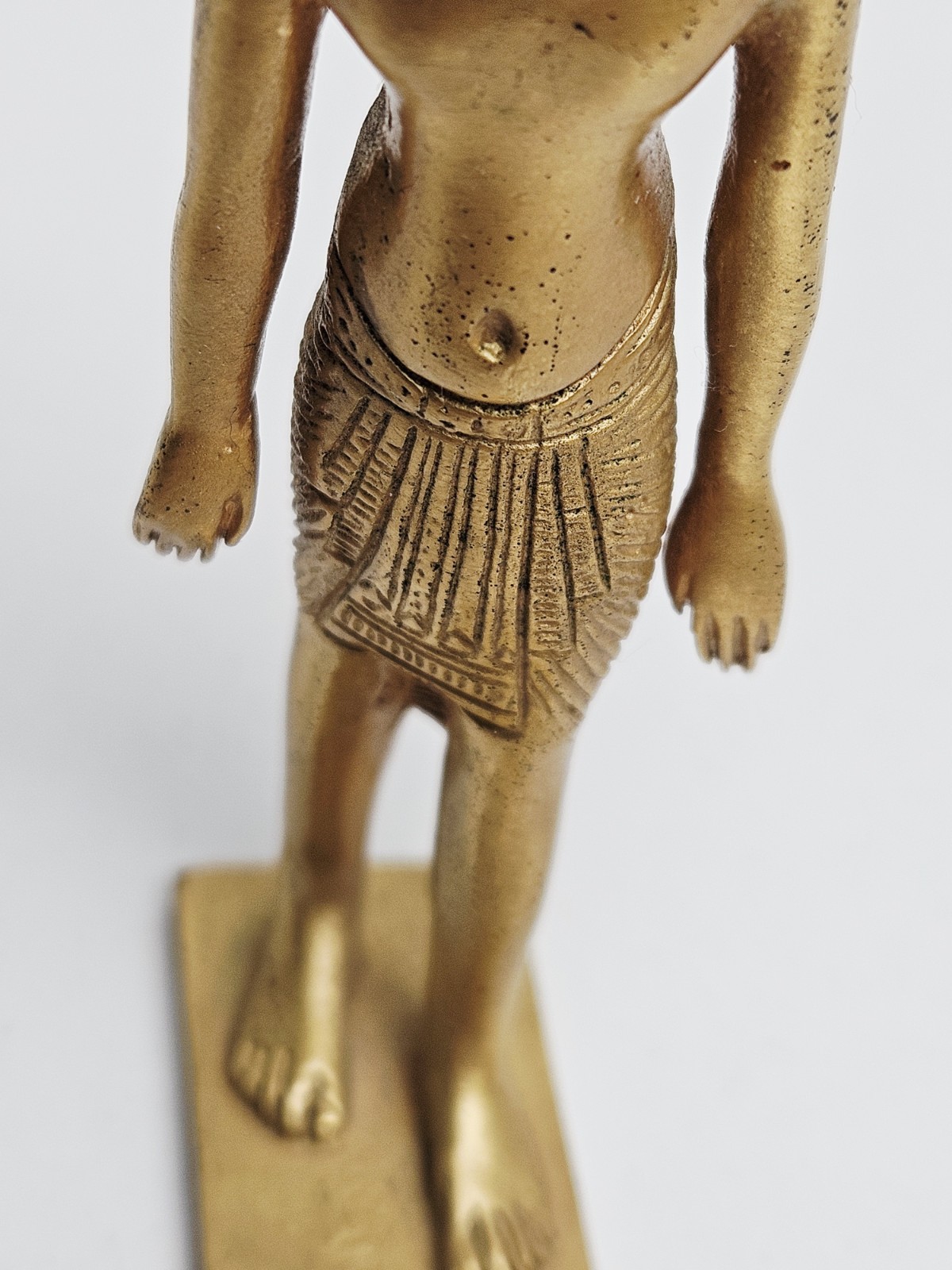1976 Metropolitan Museum of Art MMA Boy King Tut Egyptian Pharaoh Figurine 3.5″