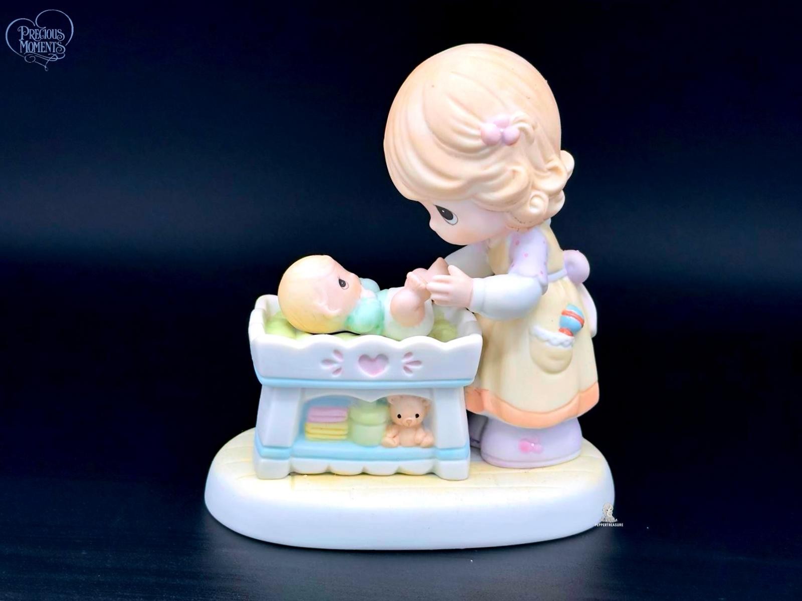 Precious Moments Mom and Baby Figurine – Heartwarming Nursery Scene