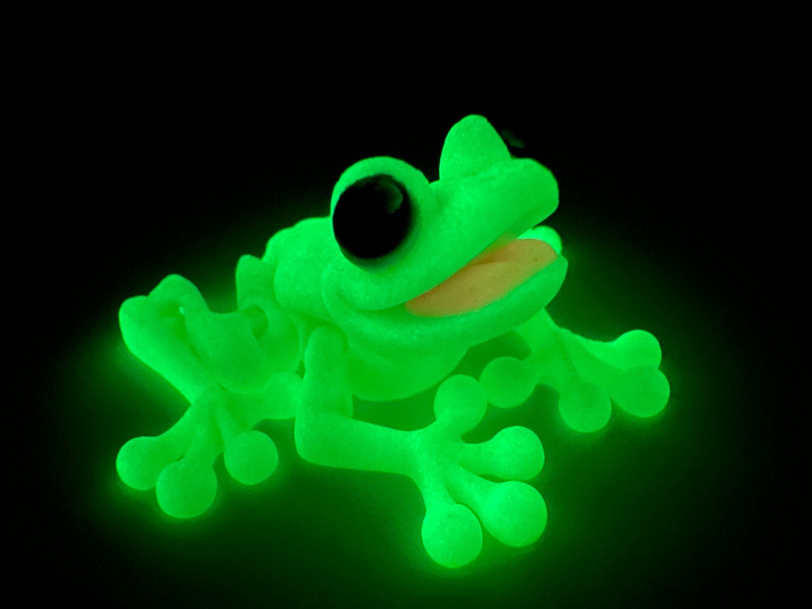 3D Printed Tiny Frog Decorative Figurine Magnets