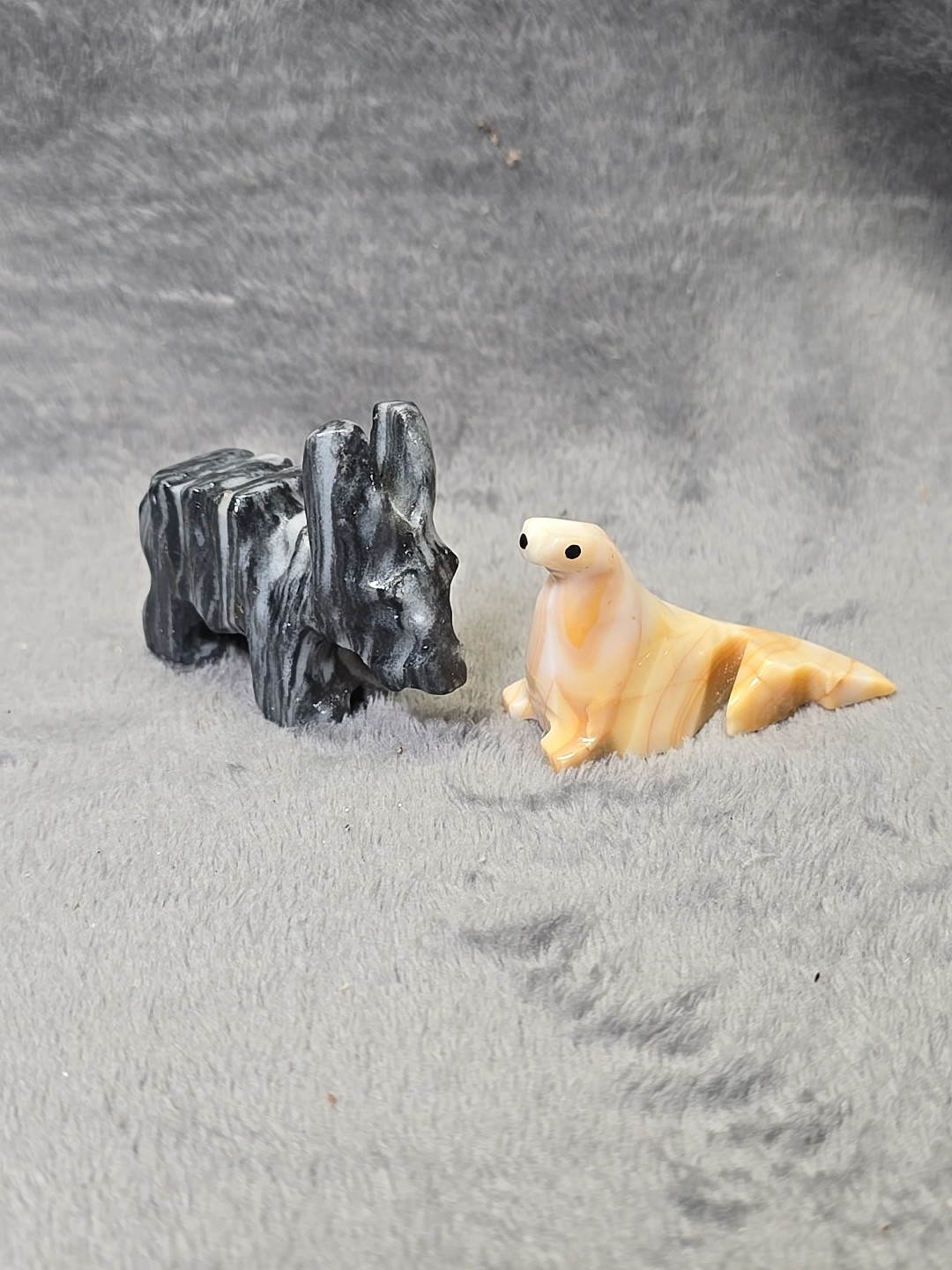 Onyx Marble Hand Carved Gray White Zebra Beige White Seal Miniature Figures