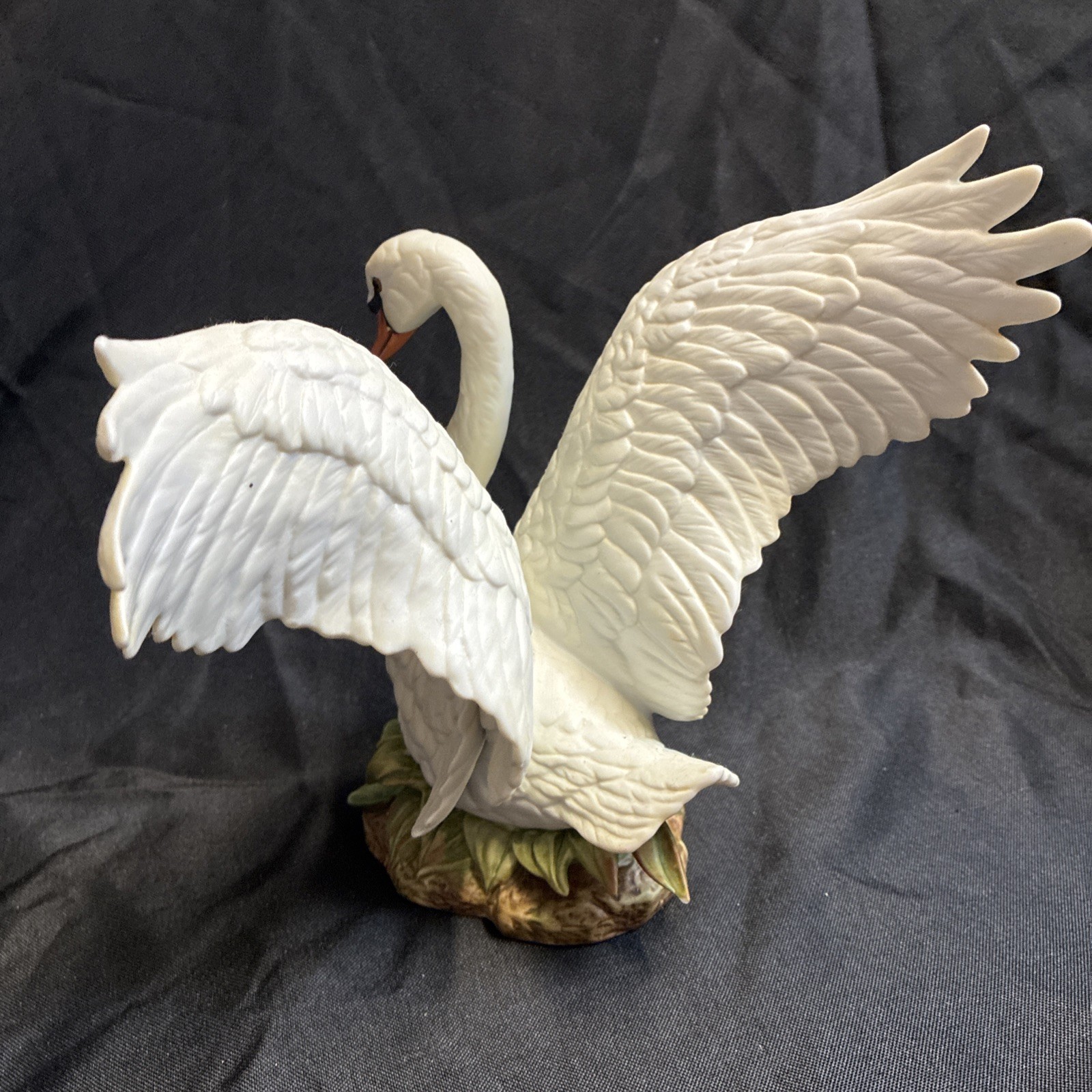 Vintage Homco Masterpiece Porcelain Swan Figurine White Bird Mexico 1987