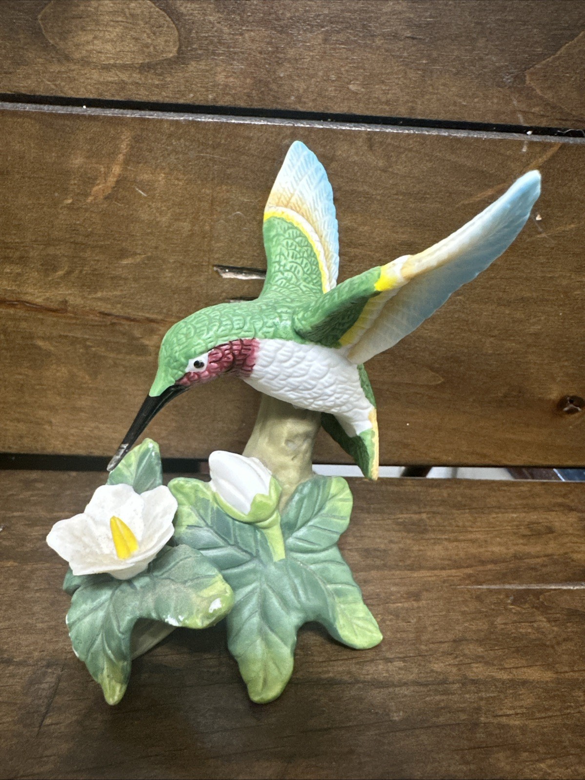 Ruby-throated Hummingbird w Flower Branch – Porcelain Bisque.