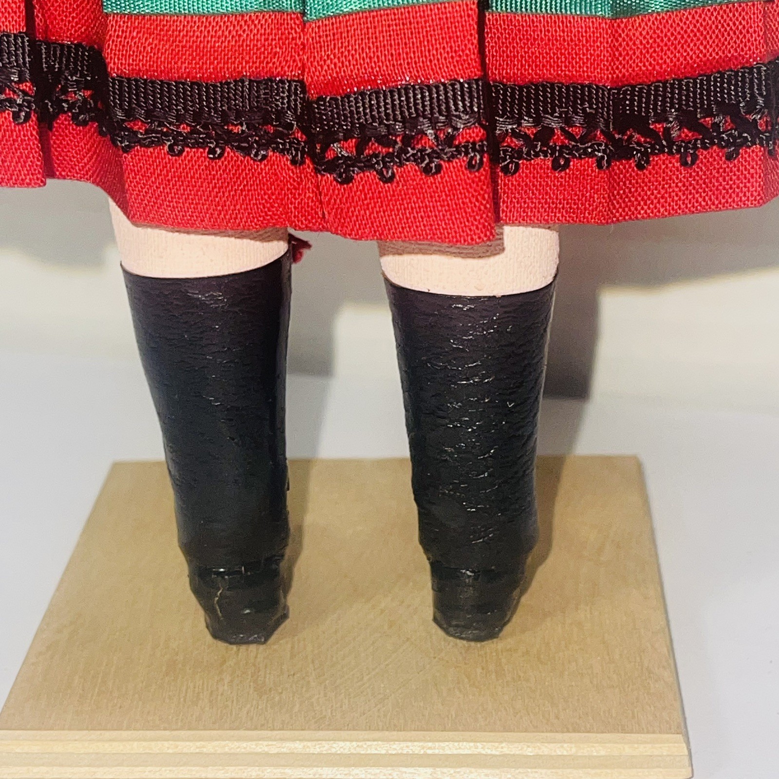 Polish Folk Art Doll Vintage Figurine Handmade 10″ Wood Base Traditional Costume