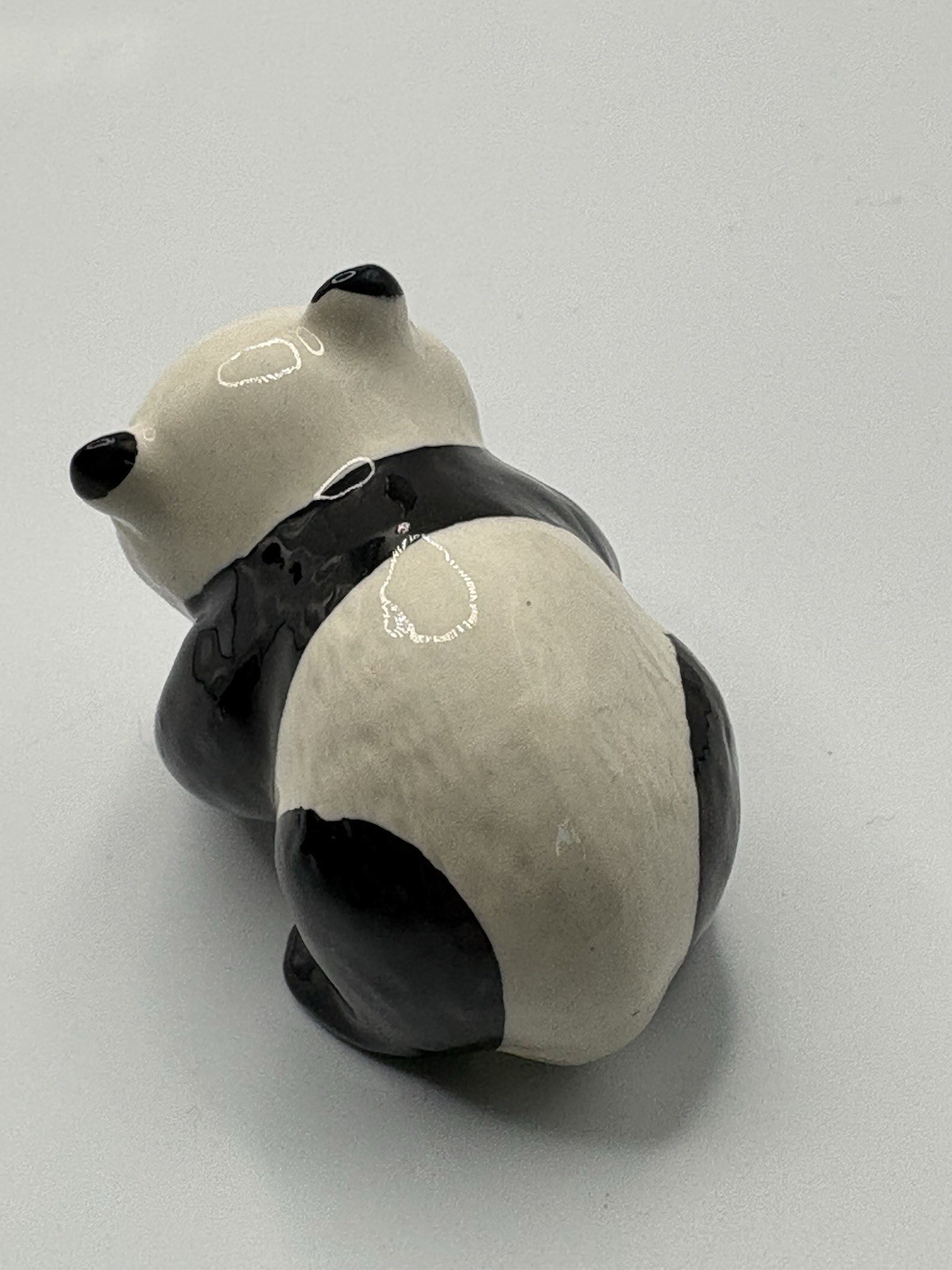 Vintage Beswick England Curious Baby Panda Bear Porcelain Figurine Marked 2.5”