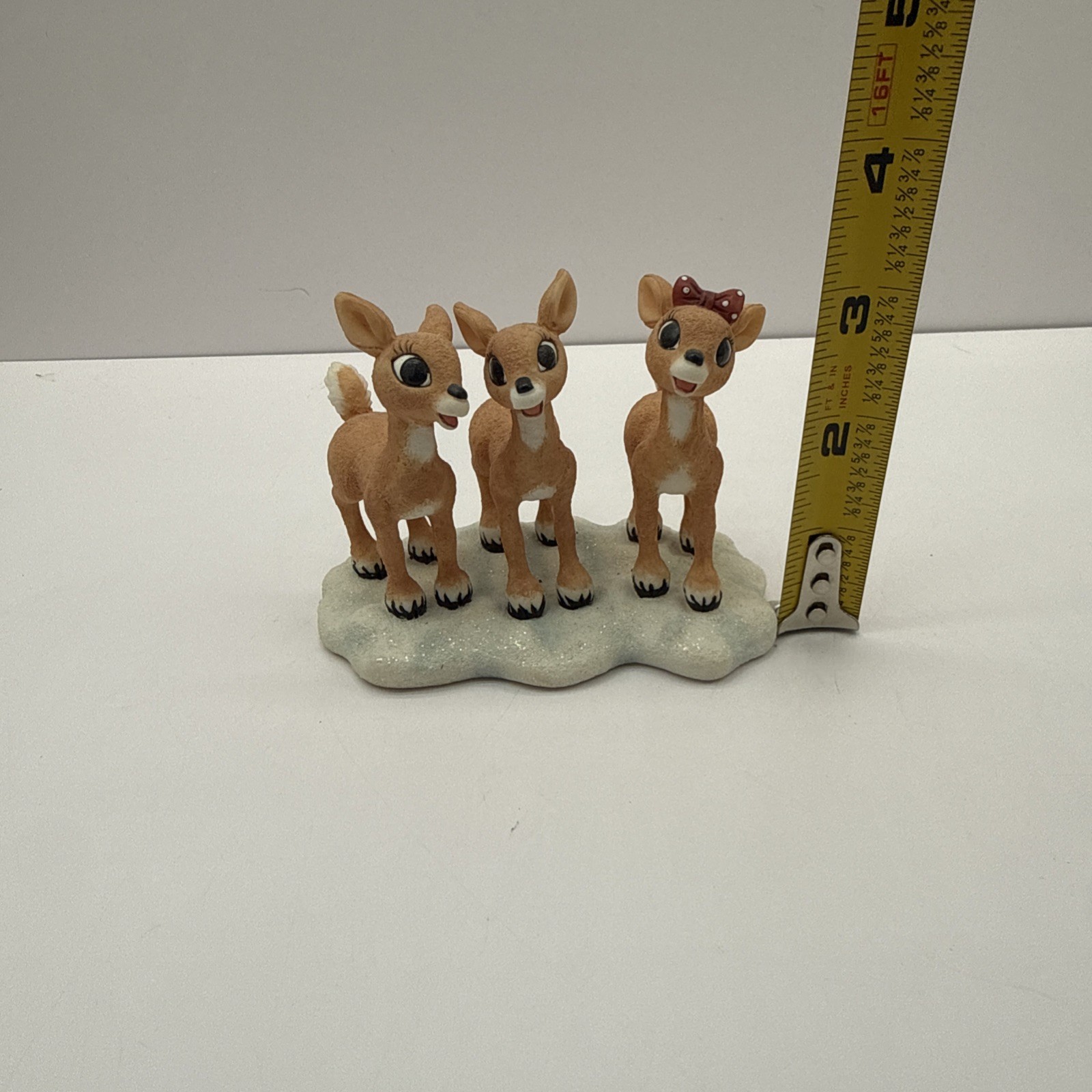 Rudolph And Island Of Misfits Enesco 875317 Holidays Are More Fun With Friends