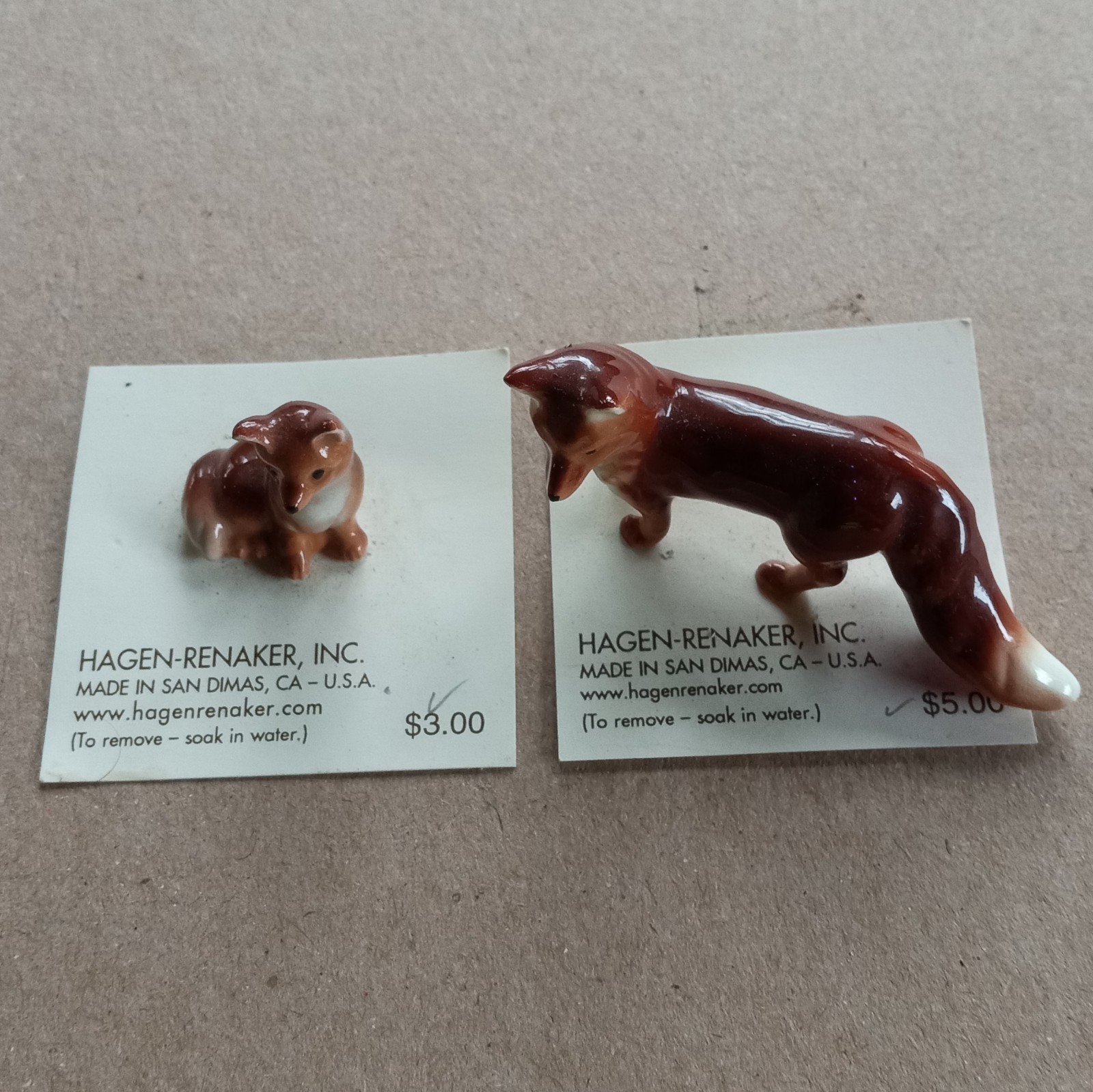 Retired Hagen-Renaker Bone China Miniature Mama Fox & Baby