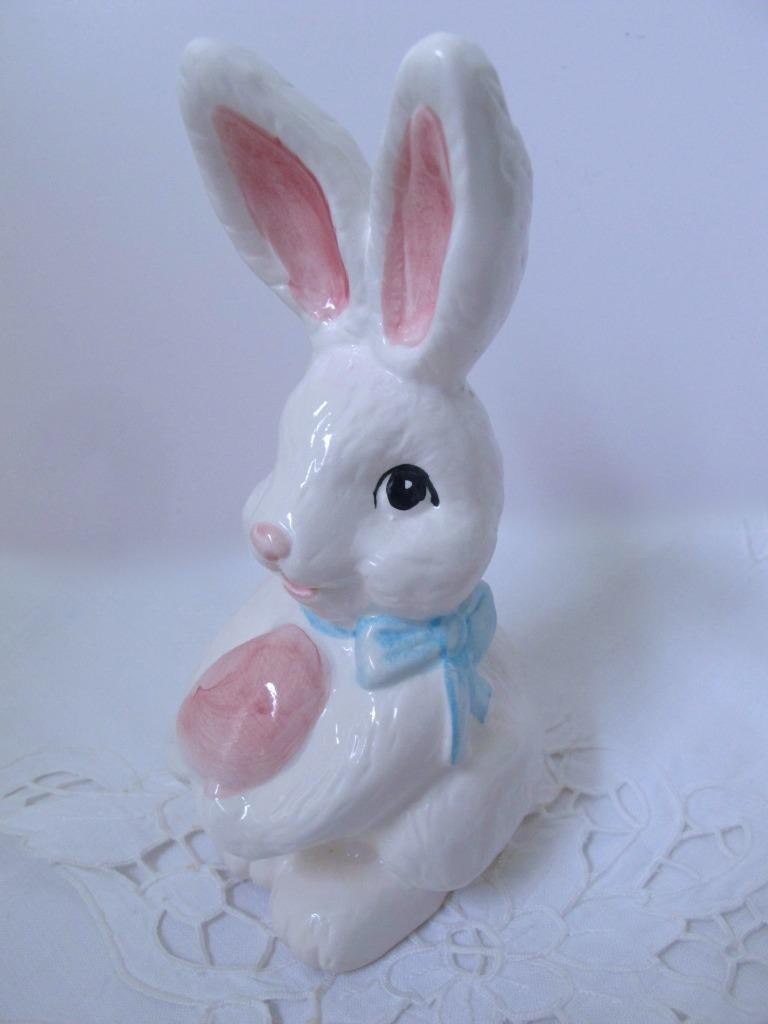 Adorable Vintage Easter Bunny w Pink Easter Egg Figurine 6 1/2″ Tall PR Taiwan