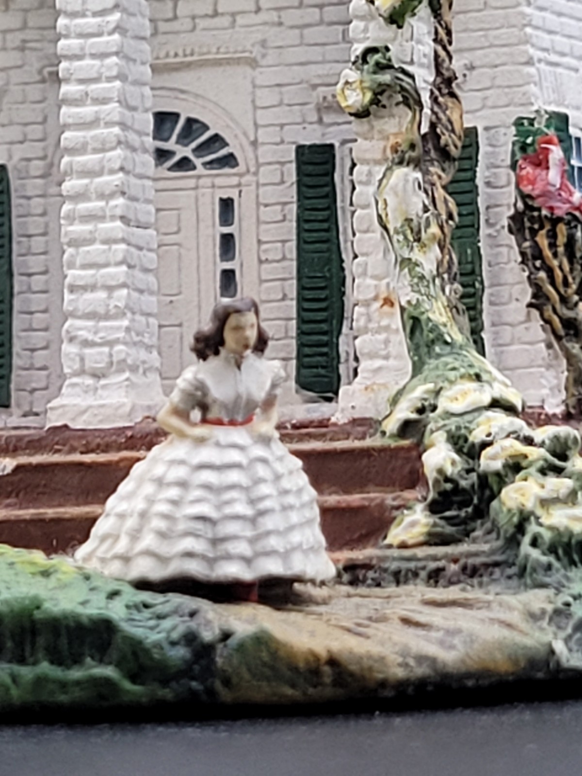 GWTW “Tara Scarlett’s Pride” Figurine LeVan 1994 Turner Collectible CottageCore