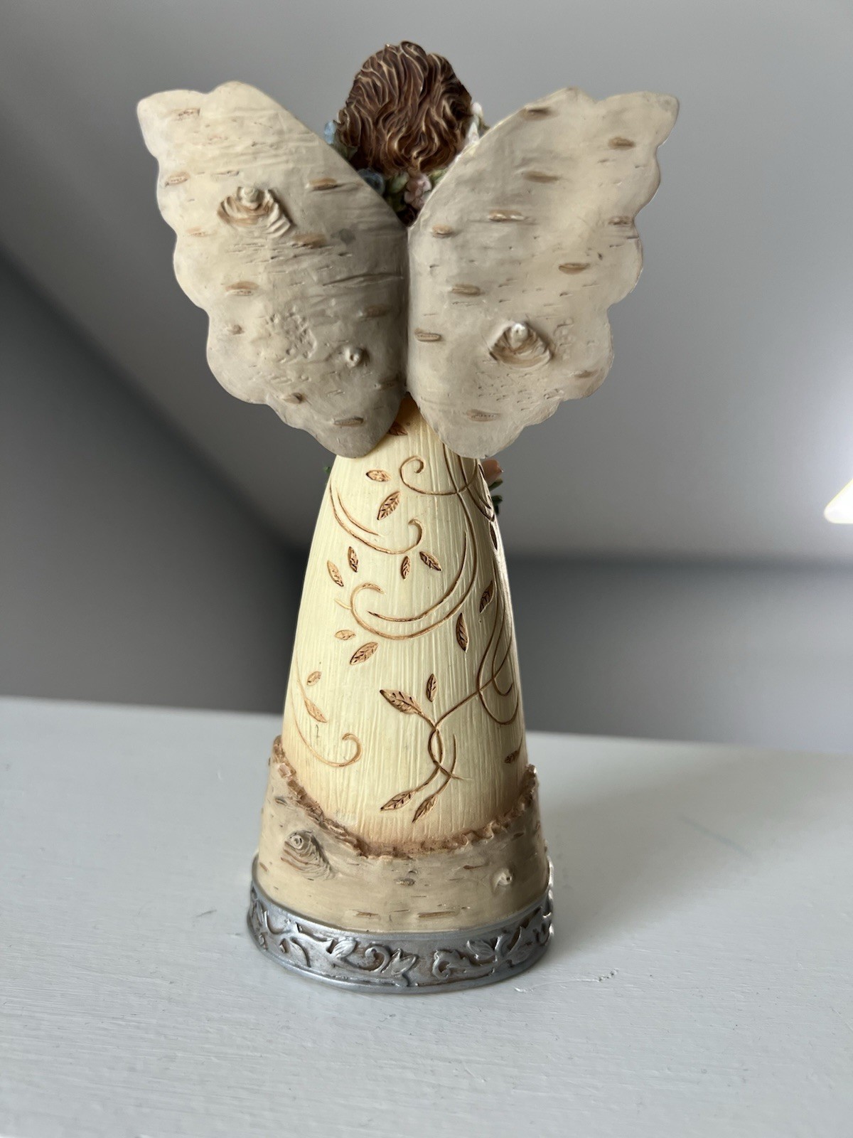 2007 Pavilion Gift Company Elements Friends 6″ Tall Angel Figurine & Bunny 82076