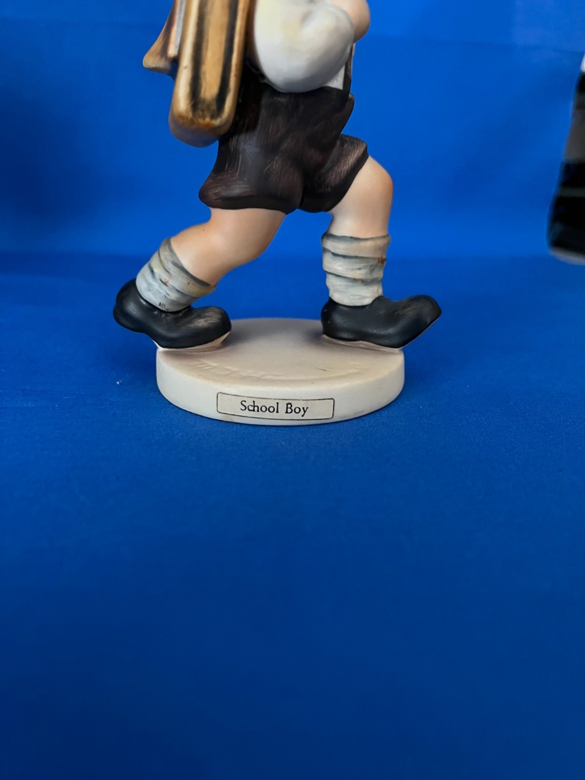 Hummels (4) – Merry Wanderer, School Boy, Apple Tree Boy, Sister – Figurines