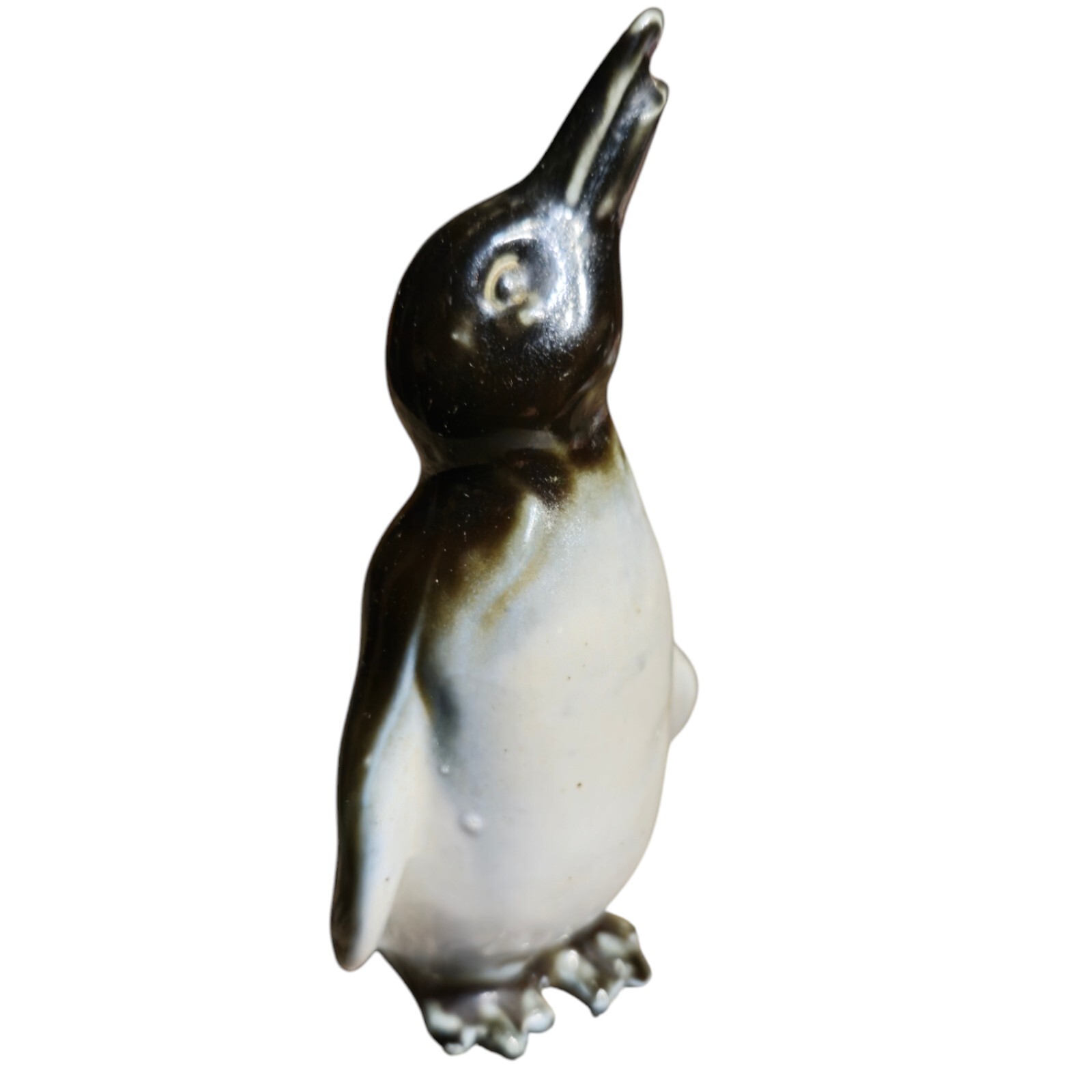 Vintage Porcelain Penquin Figurine 4.25″x2″ Realistic Winter Decor