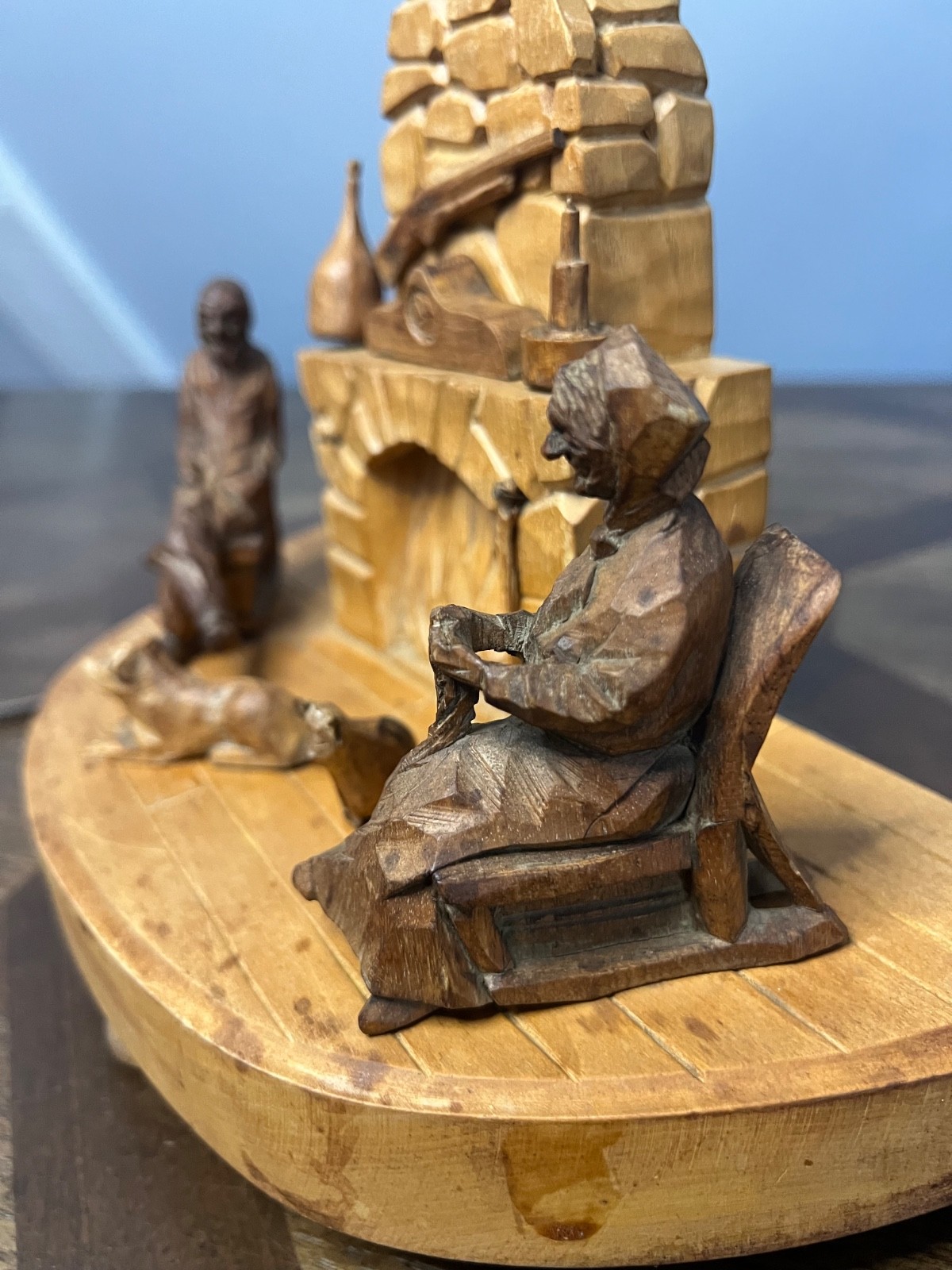 WOOD CARVING TABLE LAMP-FOLK ART W/ PEOPLE-DOG-CAT FIREPLACE,ETC-WORKING