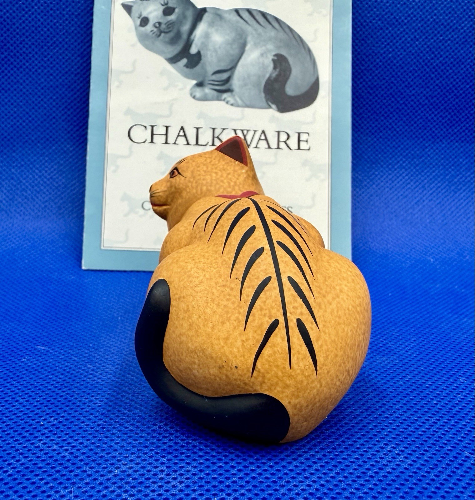 Franklin Mint Curio Cabinet Cat Figurine Chalkware 3.5 x 2” Vintage 1986