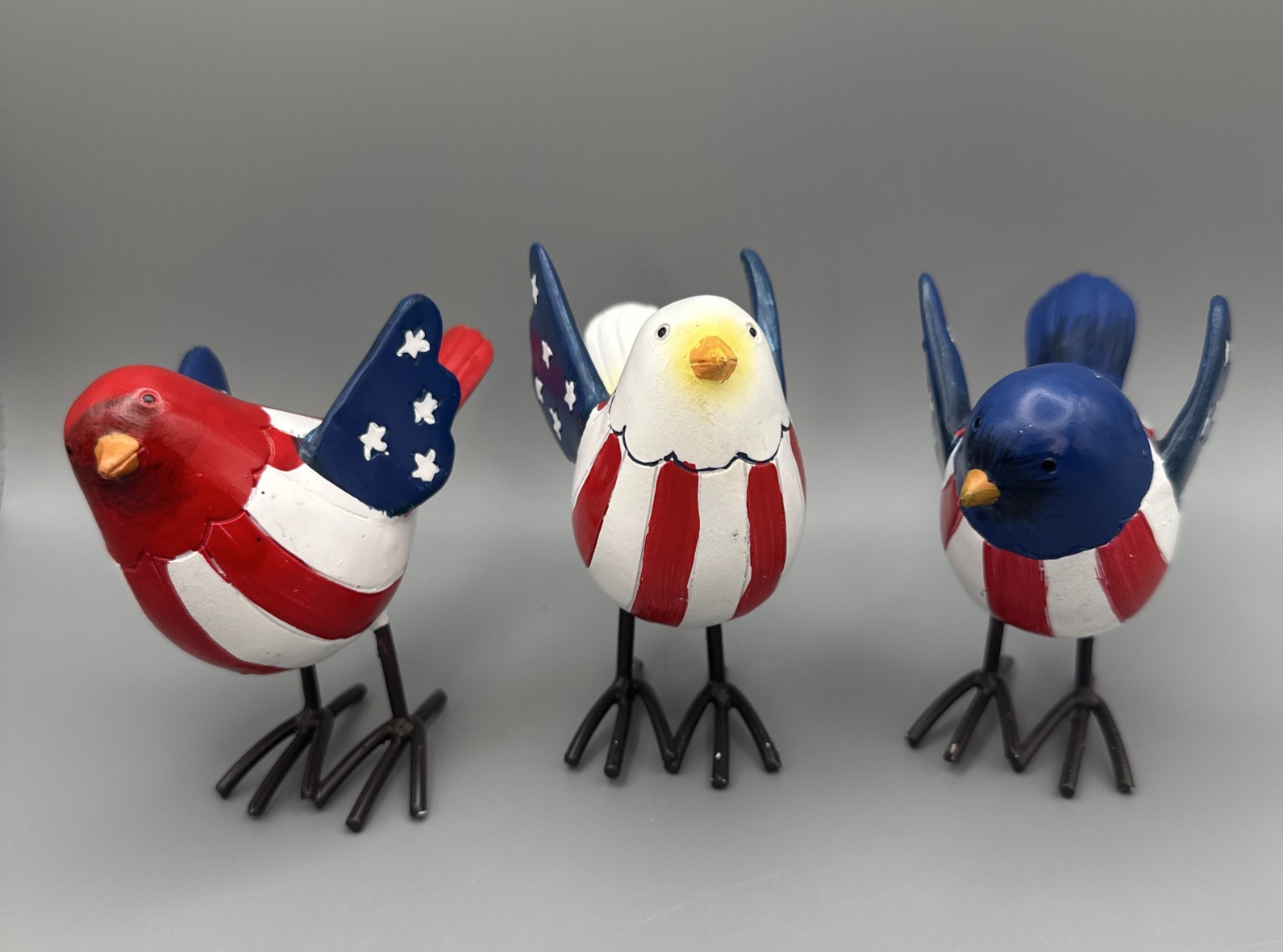 (3) July 4th Independence Day Patriotic American Flag Resin 4″ Bird Figurines
