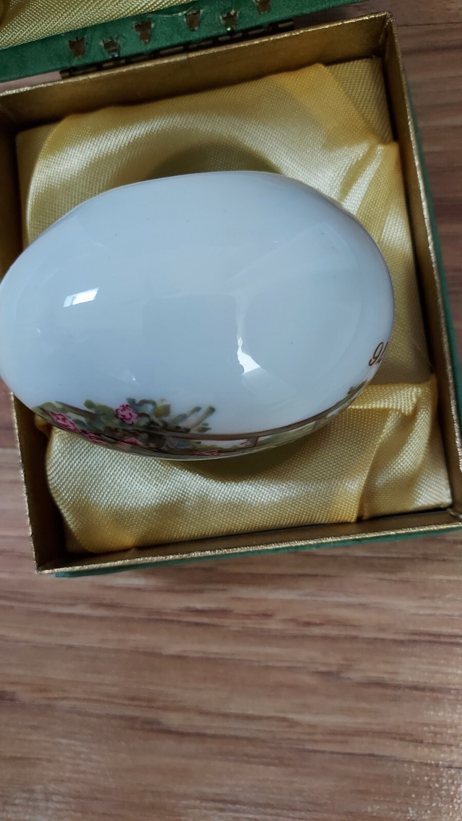 Royal Bayreuth Porcelain China Egg Easter 1976 Woman And Flowers Germany Vintage