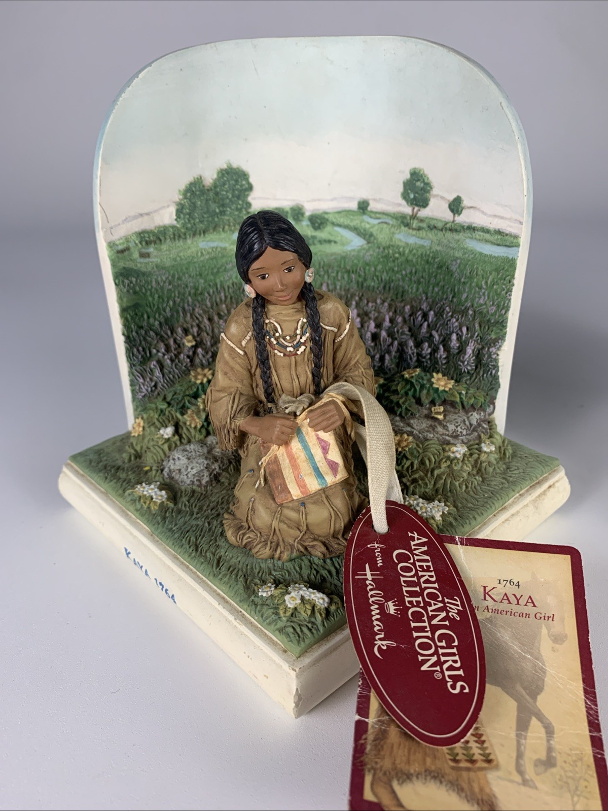(2x) Hallmark American Girl Kaya 1764 3D Bookends – ONE KAYA MISSING SEE IMAGES