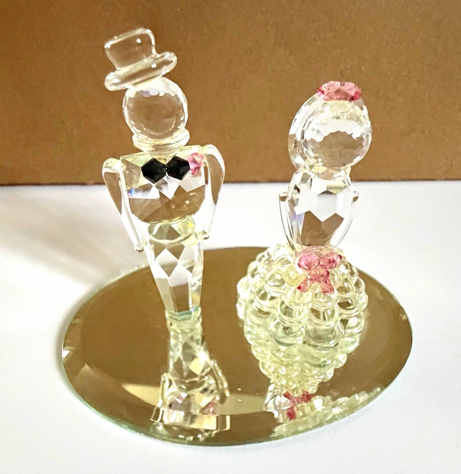 Vintage Crystal World Bride & Groom Figurine Wedding Cake Topper Mirror Base