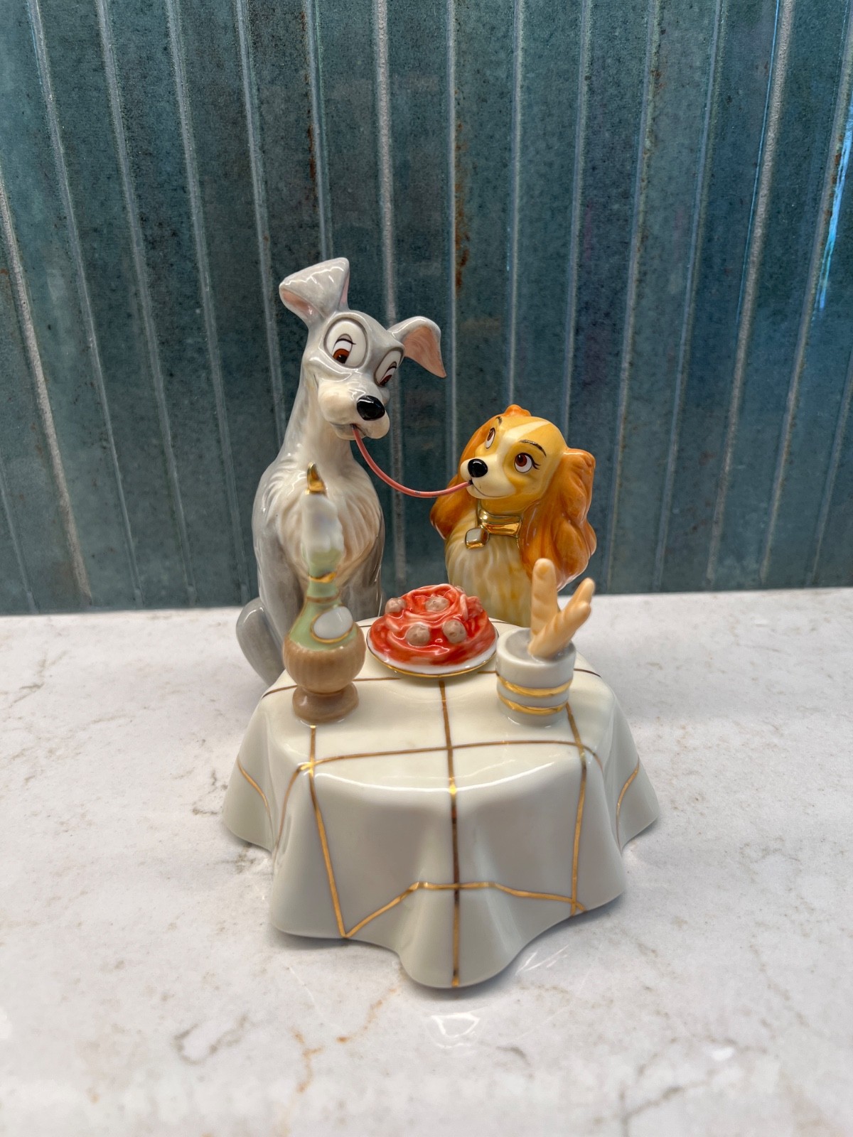 Disney Showcase Collection Lenox “LADY AND THE TRAMP” Decorative Figurine No Box