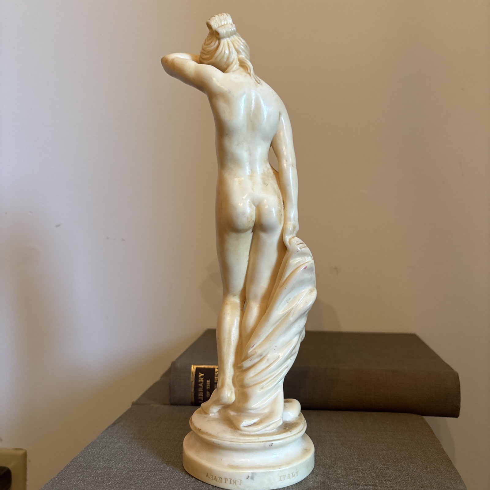 A. Santini Eleganza Ltd Figurine Italian Marble Nude Female Art Stone Beige 12”