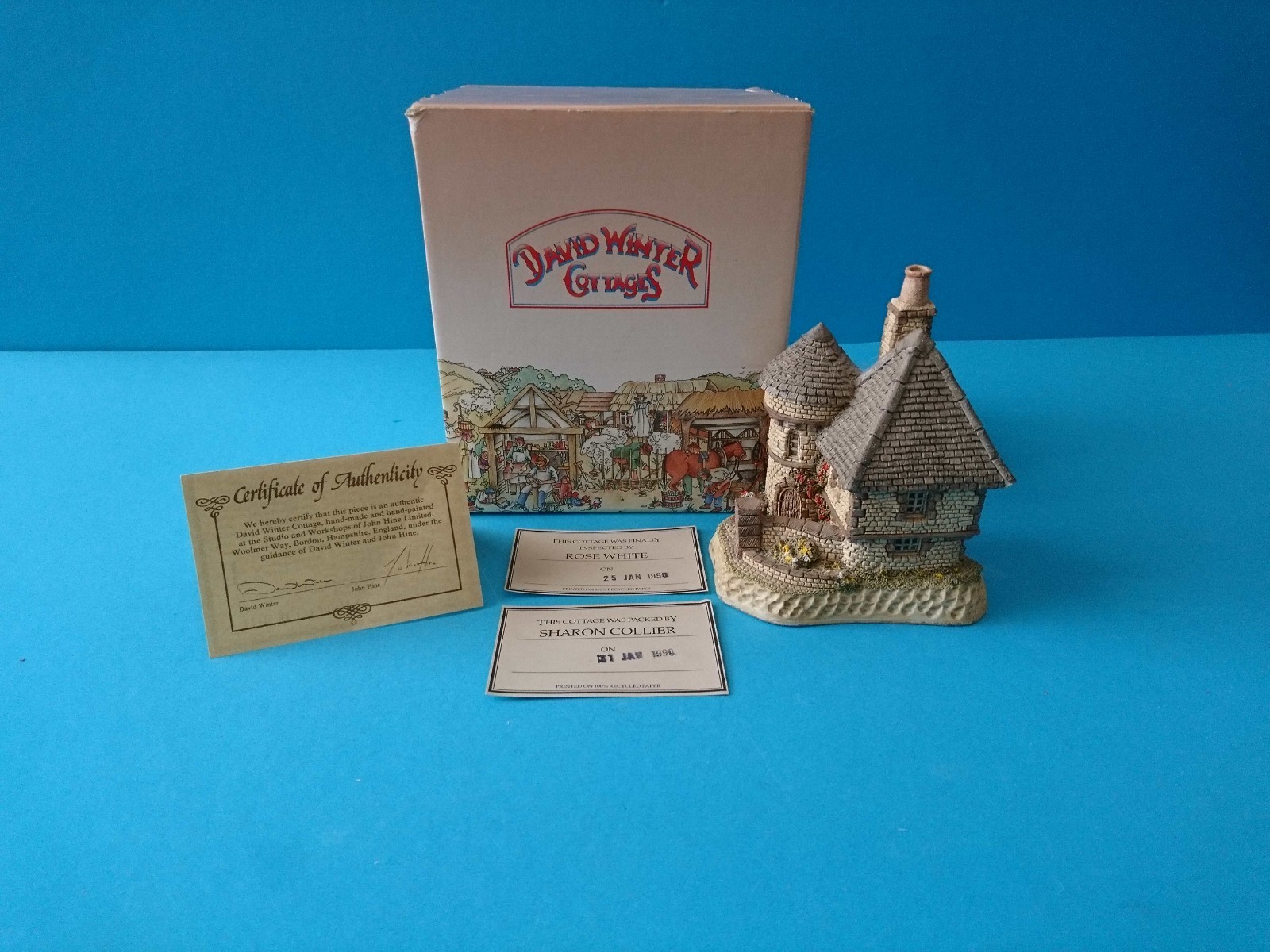 GATEKEEPERS – DAVID WINTER COTTAGES – JOHN HINE LTD – 1988 (4″X3″X5″) COA & BOX