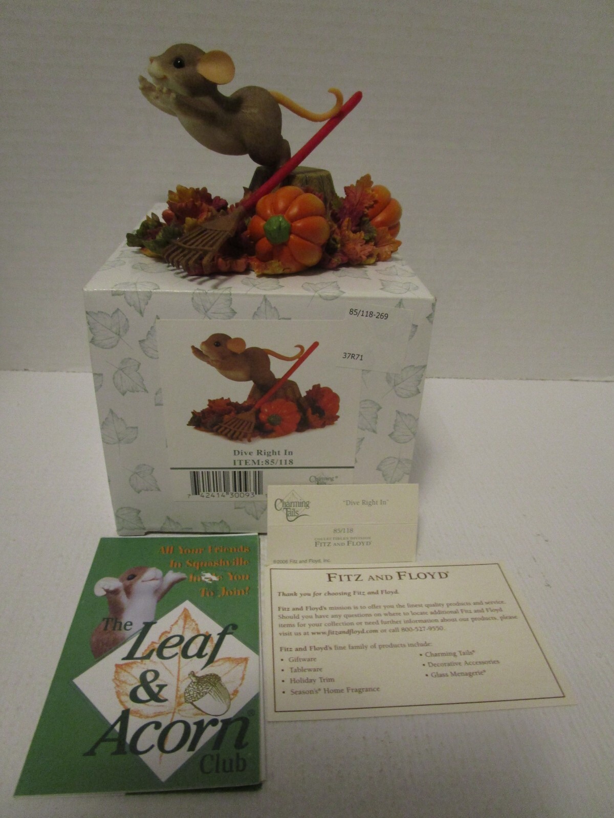 Charming Tails ~ Dive Right In ~ Fall Raking Leaves 85/118 Fitz and Floyd