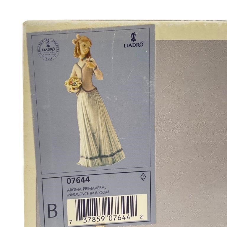 LLADRO INNOCENCE IN BLOOM 1996 SOCIETY PORCELAIN FIGURINE 7644G