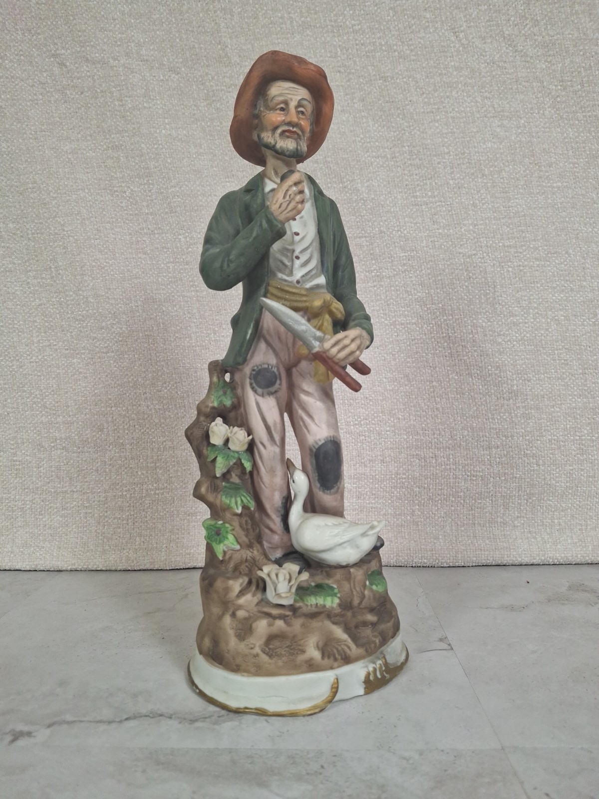 Vintage HOMCO Porcelain Old Man With Goose Figurine 14″ Tall #1417