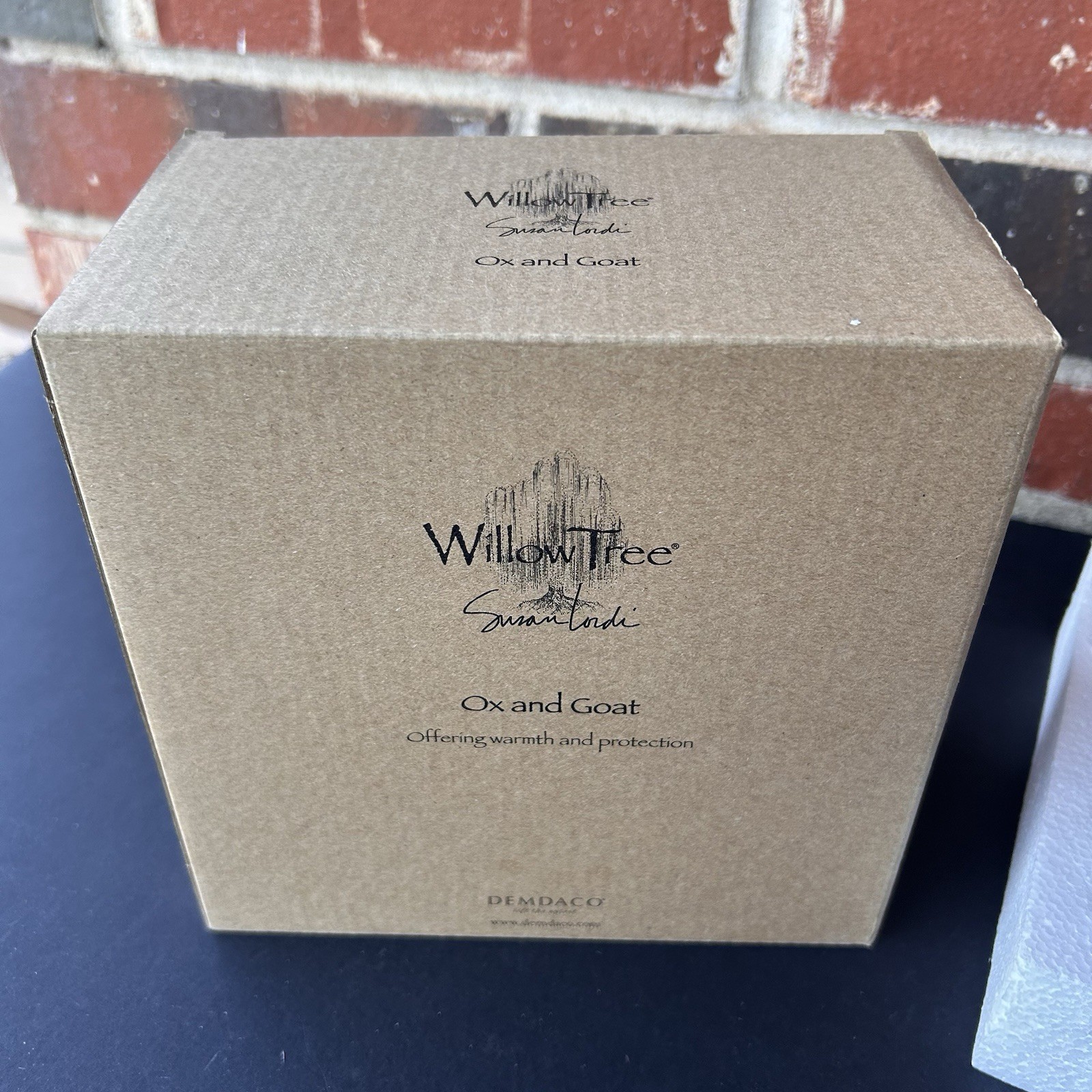 Willow Tree Ox and Goat Sculpted Hand Painted Nativity 2 Piece Set New Open Box