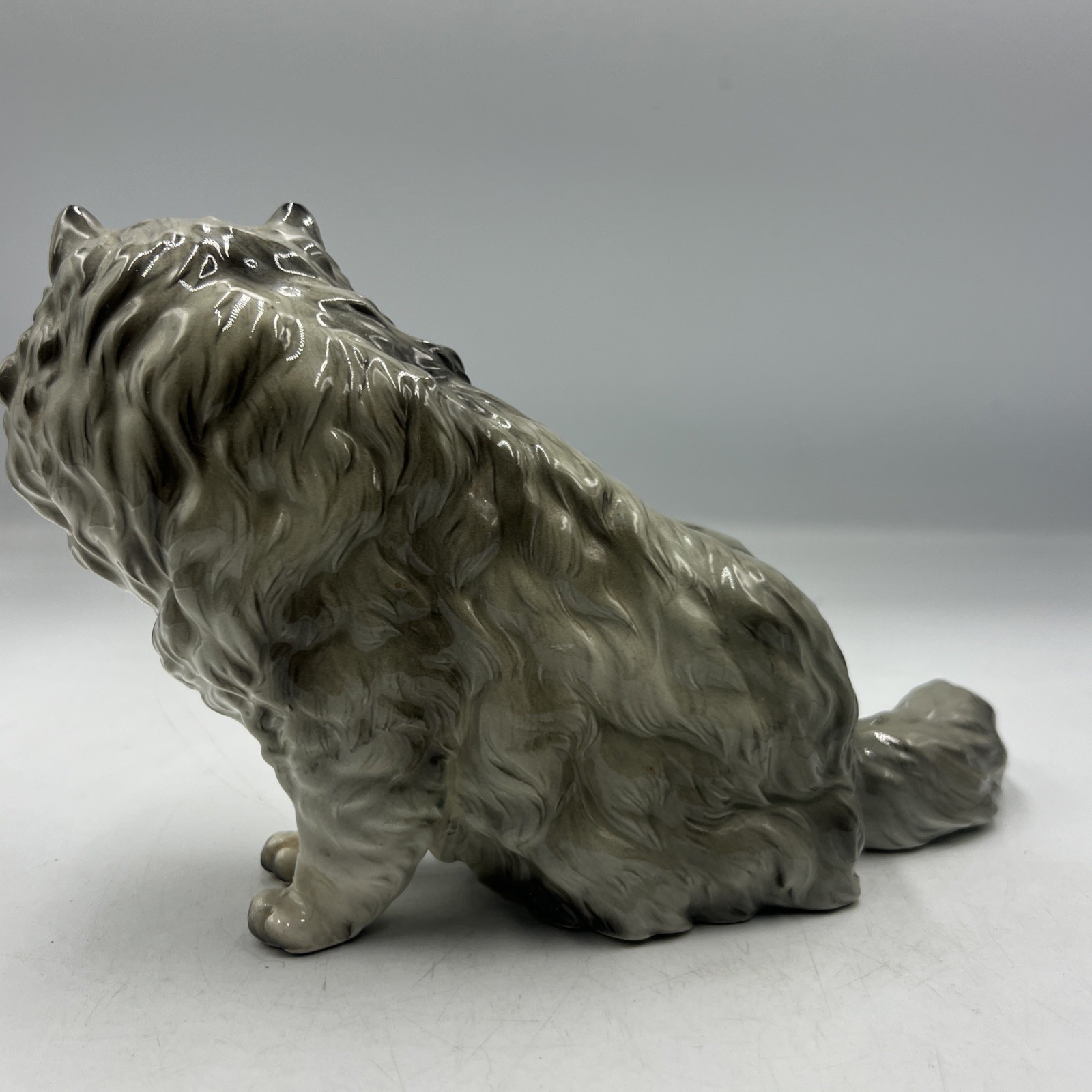 Shaded Silver Persian Mcmlxvii Cat Figurine Vintage Ceramic Z4