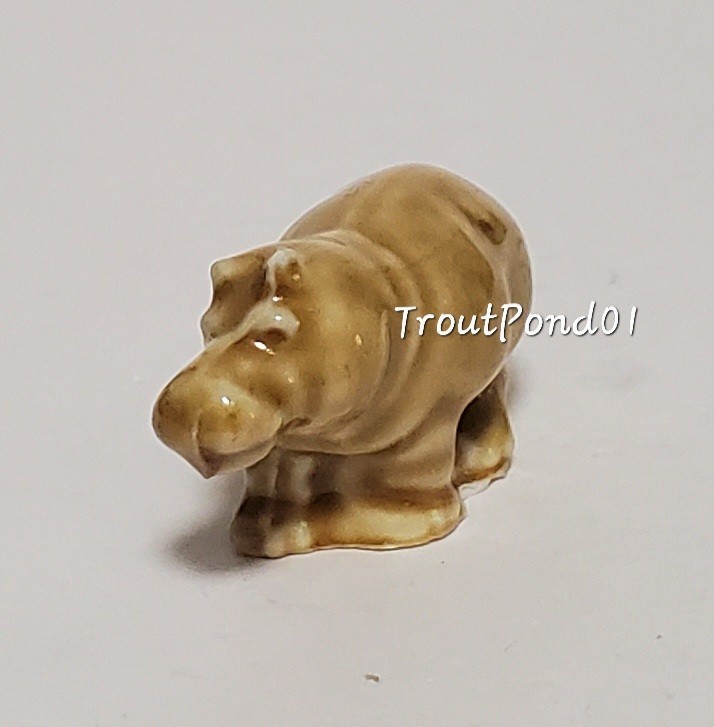 Wade Whimsies Hippo Color Variations Set 1 Set A 1998 Gray Blue and 1960’s Honey
