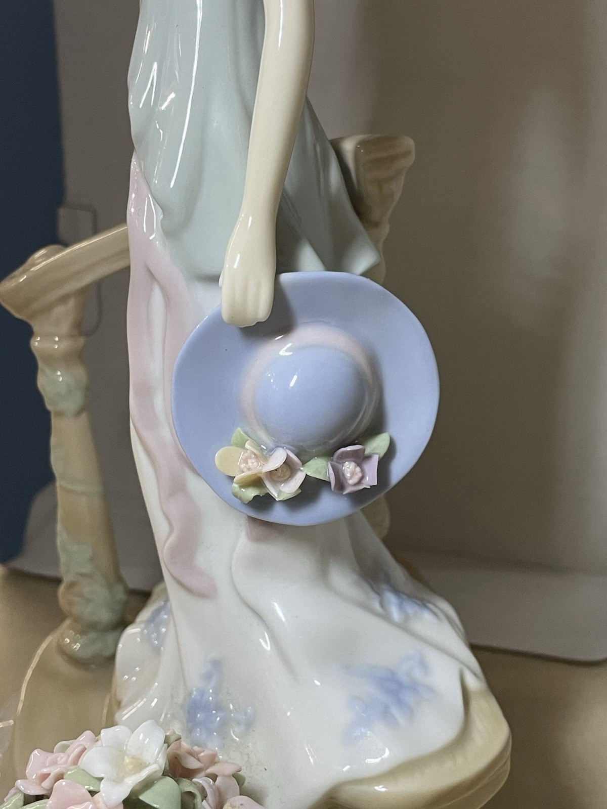 Elegant Figurine Lady on Stairs Ceramic Flowers Boquet