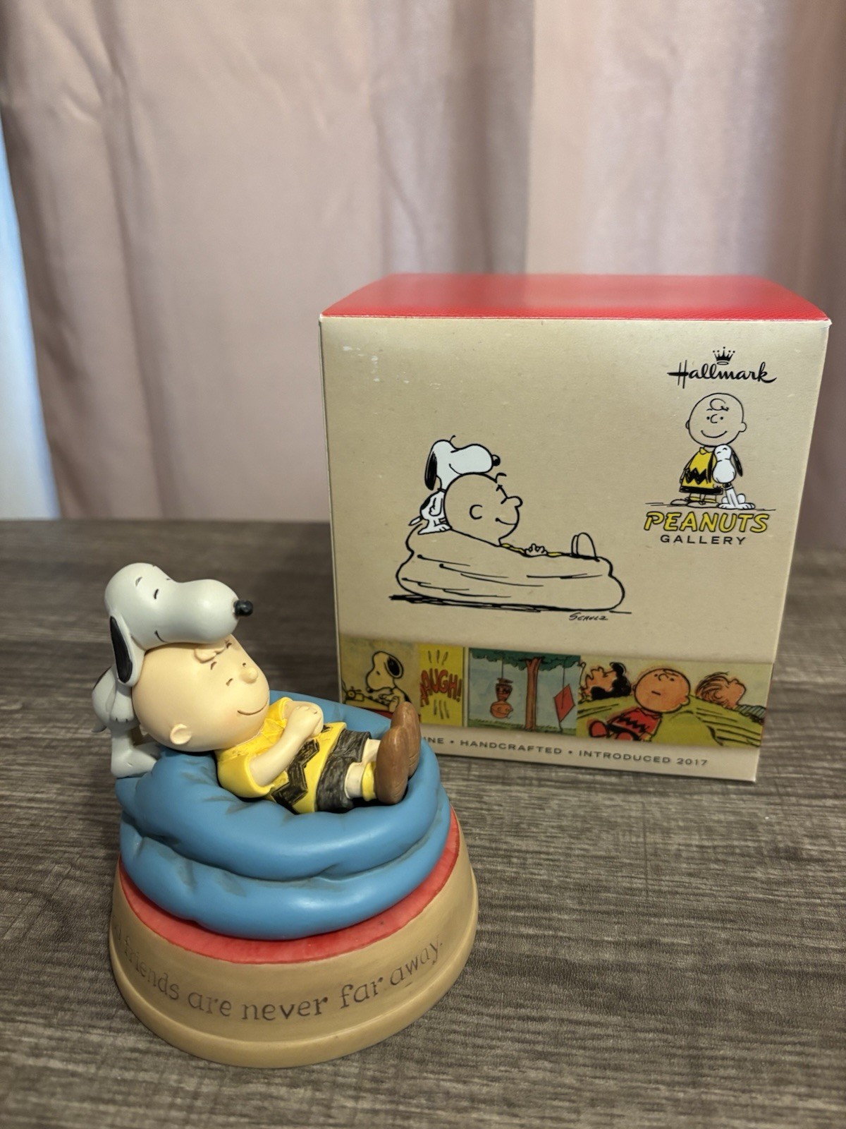 NEW IN BOX! Hallmark PEANUTS “Good friends are never far away.” Figurine 2017
