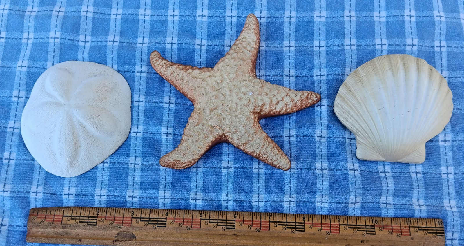 VTG Bathroom Chalkware Sea Shell Wall Plaques. Complete Set, Original paint