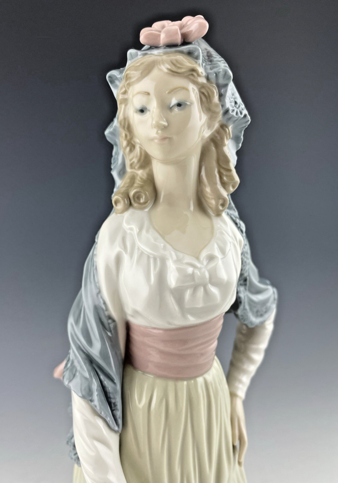 Lladro Figurine 12-1/4″ GOYA LADY OF RONDA ELEGANT SPAIN WOMAN #5125 Mint w/ Box