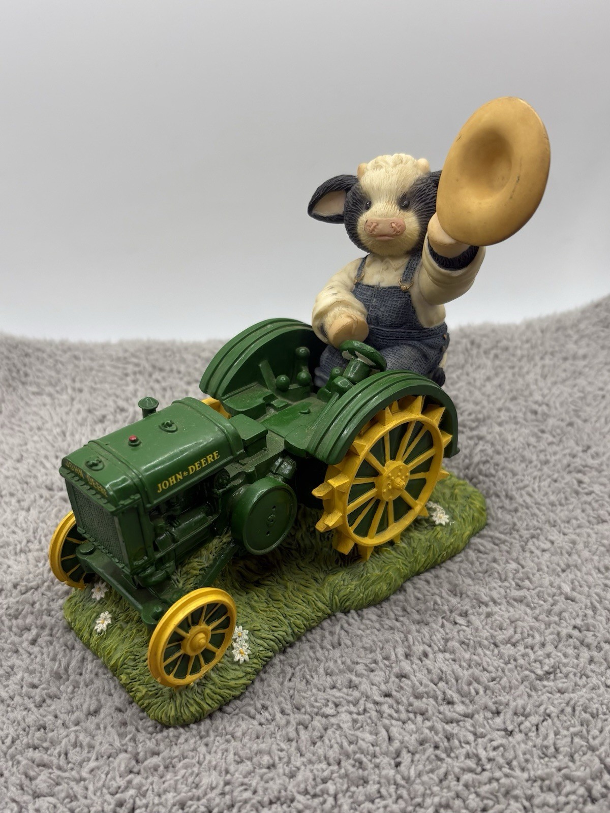 Mary’s Moo Moos John Deere Tractor Cow Figurine 2001 Enesco Farm Decor 865509