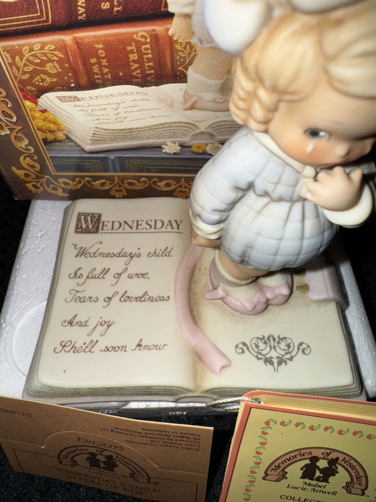 VTG. Enesco Memories Of Yesterday complete set of days of the week still in box