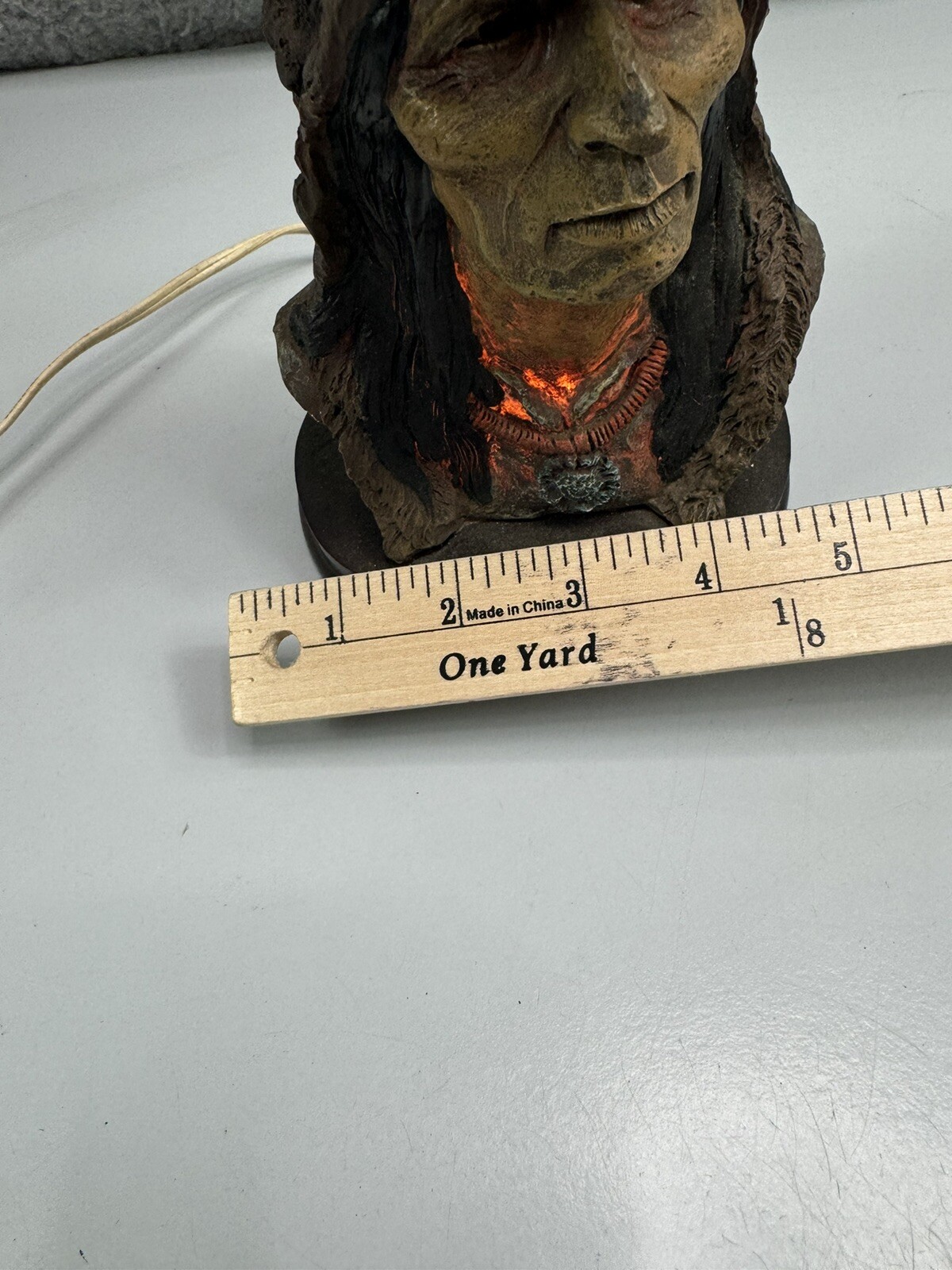 Ashley Belle Night Light Native American Wolf Head Dress / Figurine VTG Tested