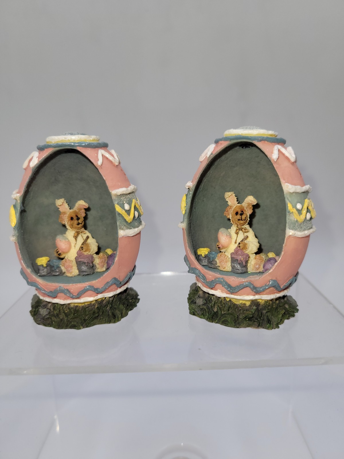 Boyds Bears Fun & Funky Stuff Watson’s Eggcellent Studio Resin Figurine #99791V