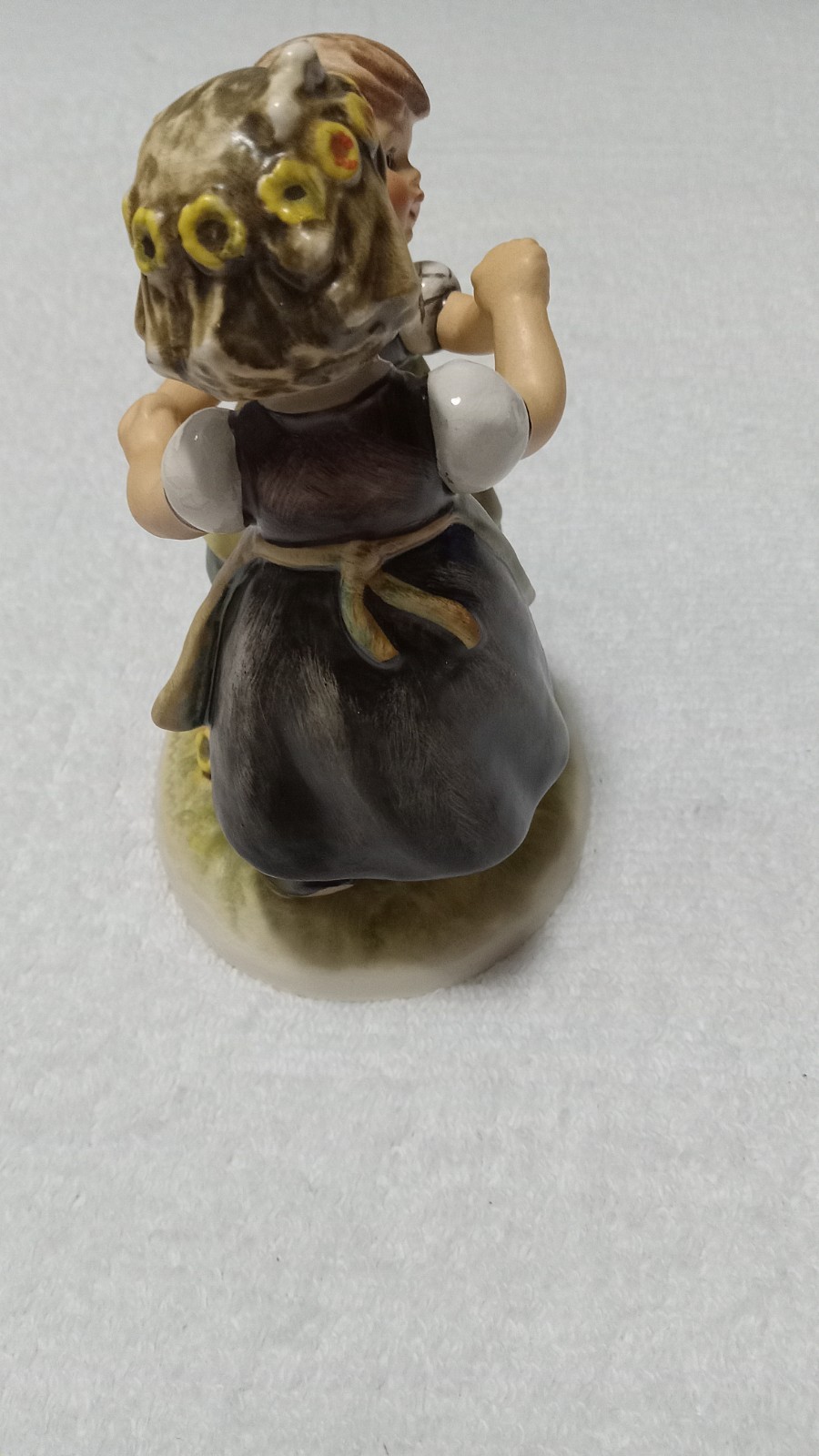 1963 Goebel Hummel “Spring Dance” Two Sisters Dancing Figurine W Germany #353/0